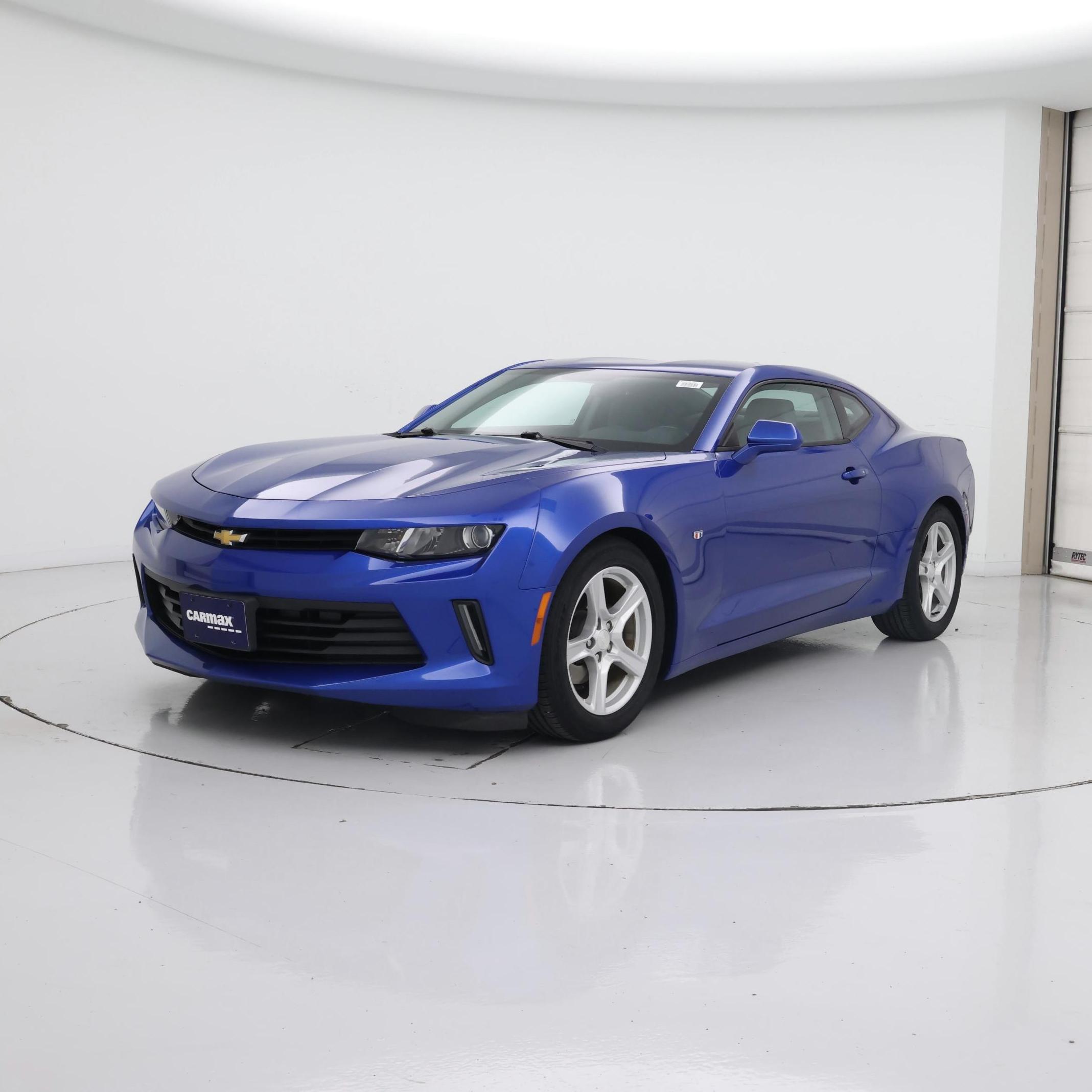 Thumbnail: 2017 Chevrolet Camaro - 4
