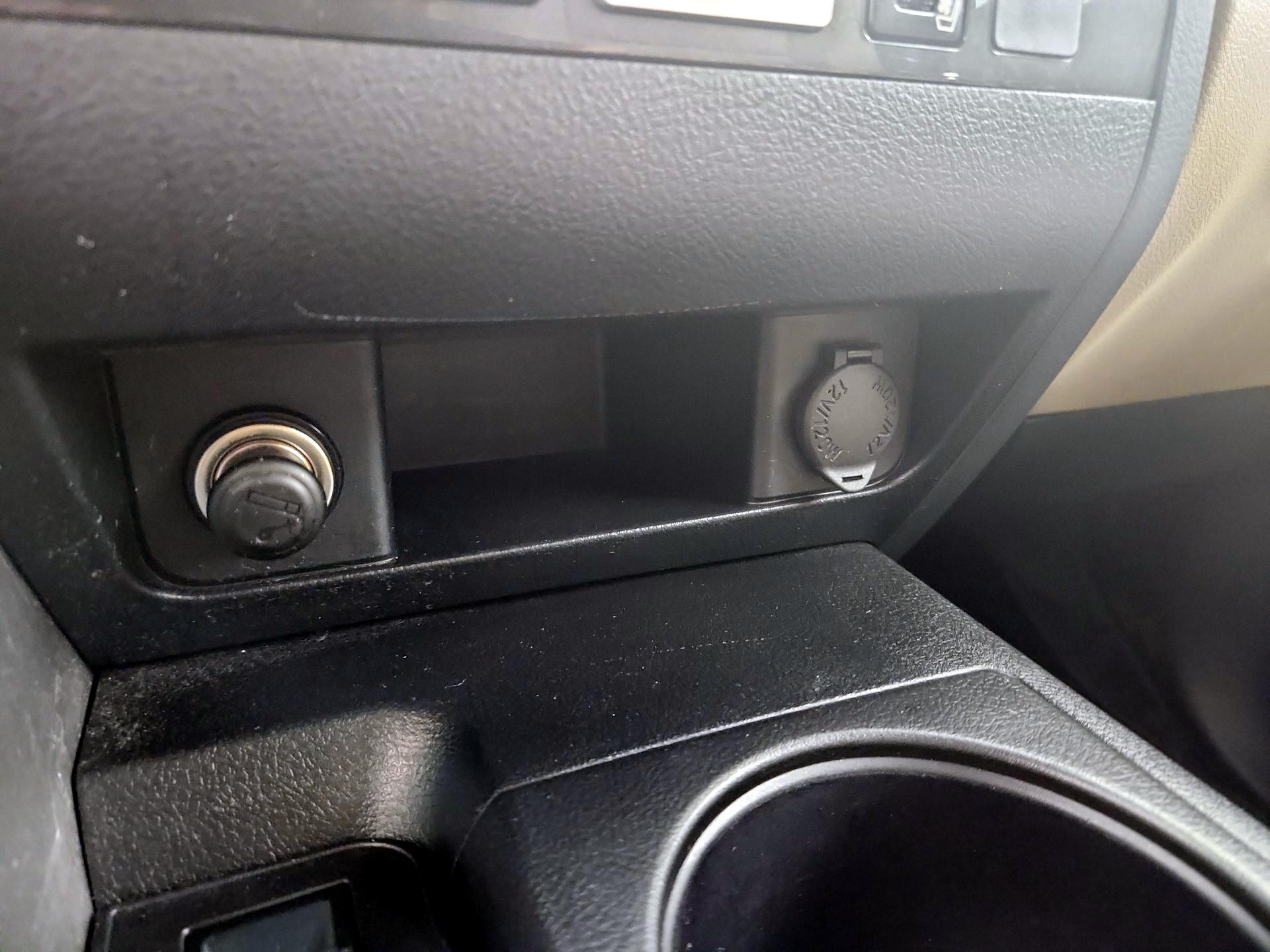 Thumbnail: 2017 Toyota Sequoia - 19