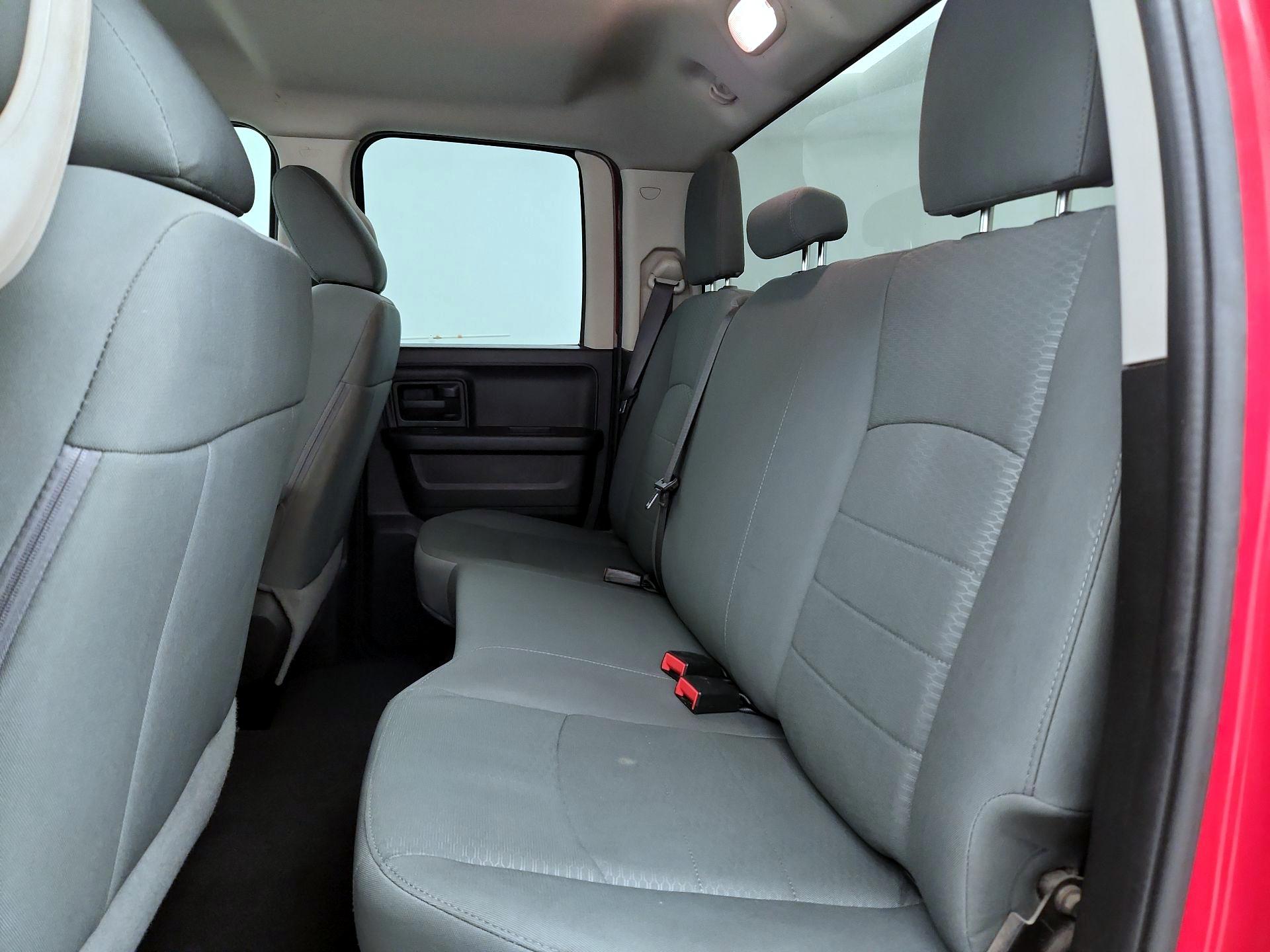 Thumbnail: 2020 RAM 1500 Classic - 18
