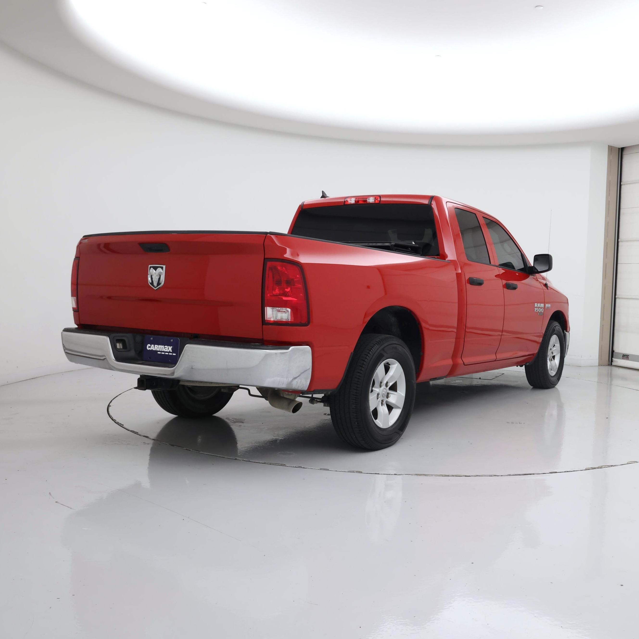 Thumbnail: 2020 RAM 1500 Classic - 8