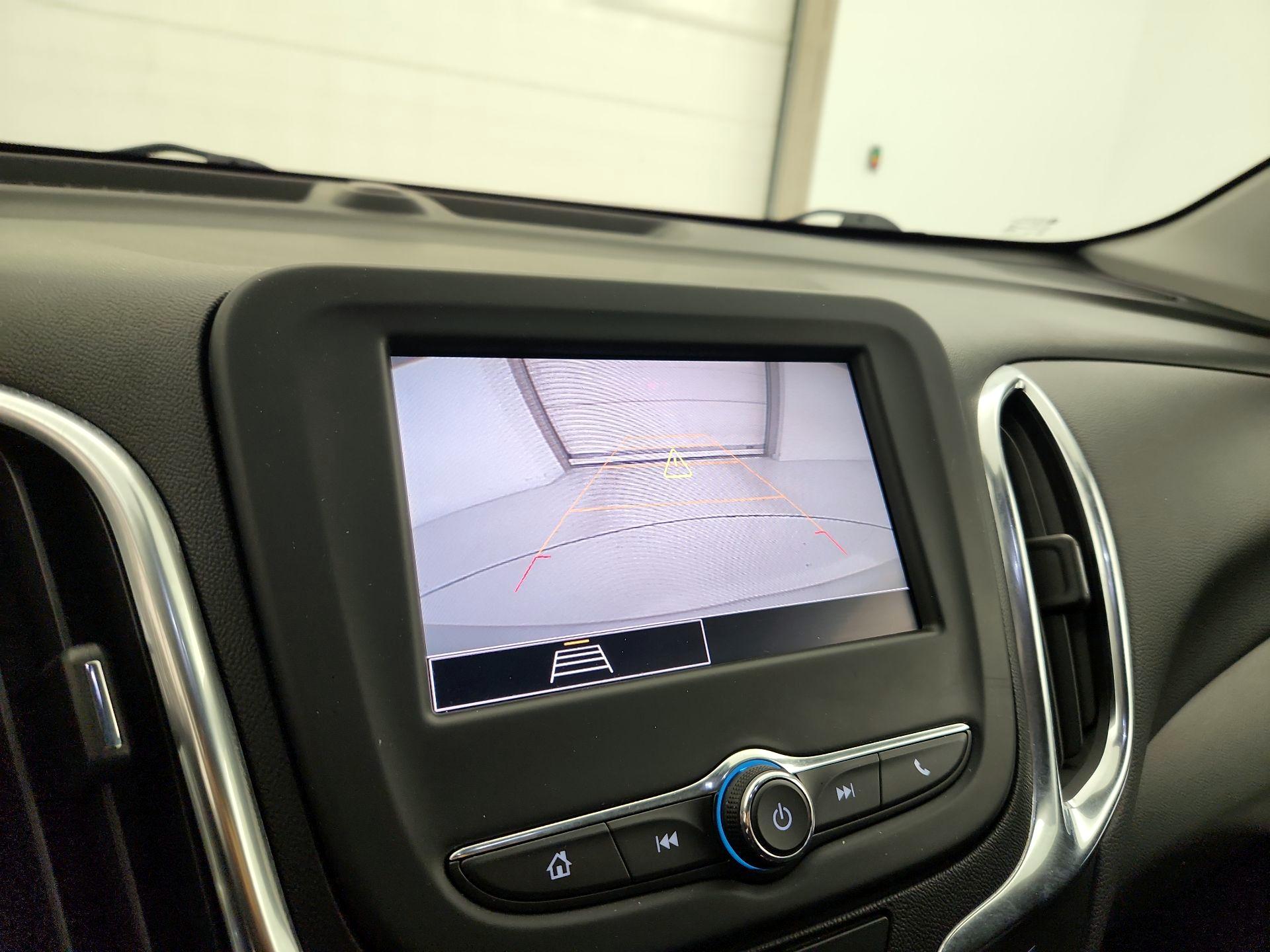 Thumbnail: 2022 Chevrolet Equinox - 14