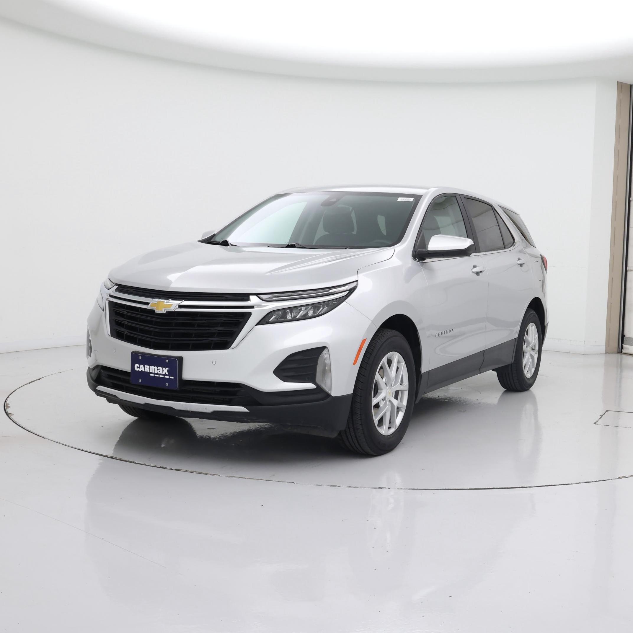 Thumbnail: 2022 Chevrolet Equinox - 4