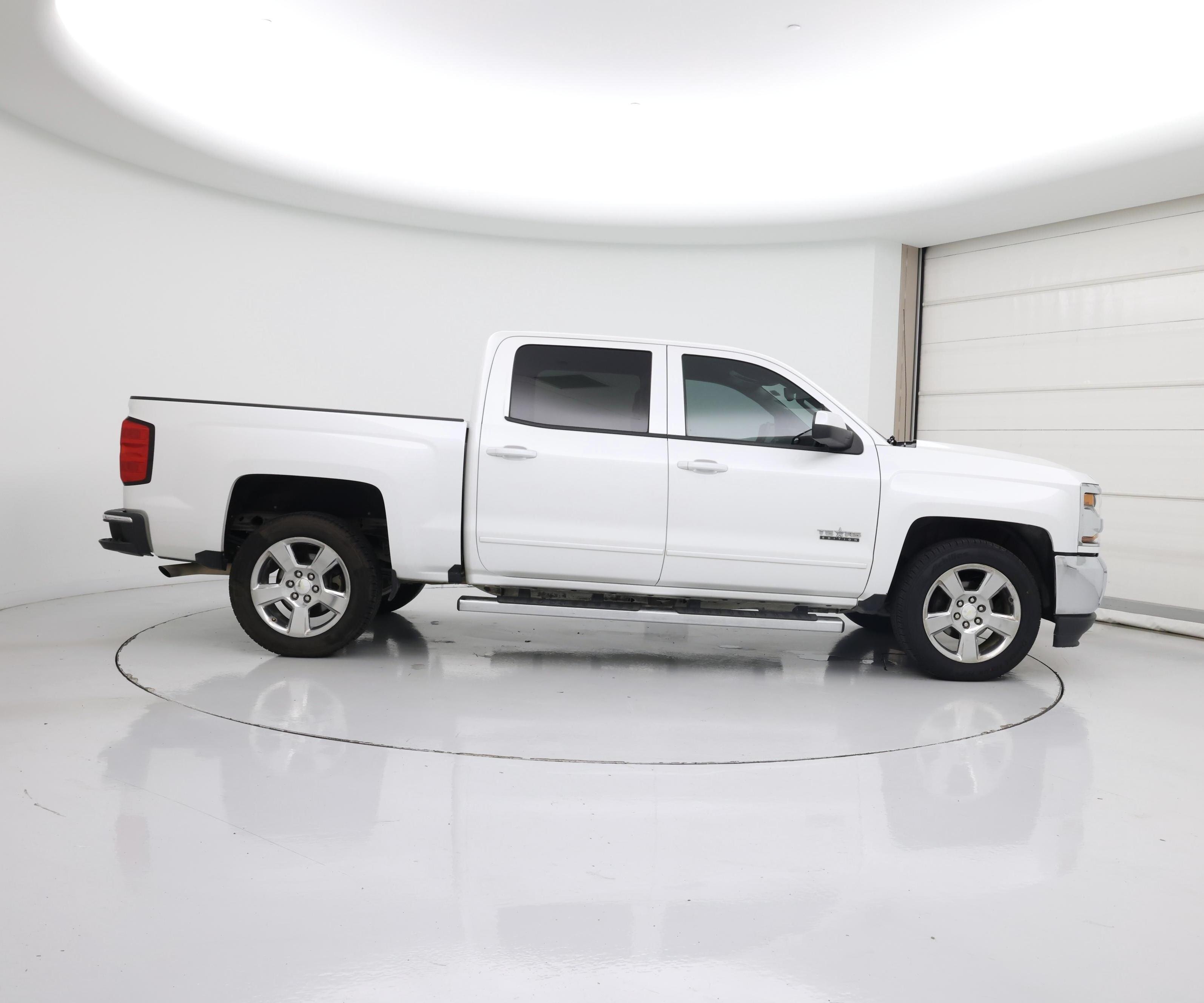 Thumbnail: 2017 Chevrolet Silverado 1500 - 7