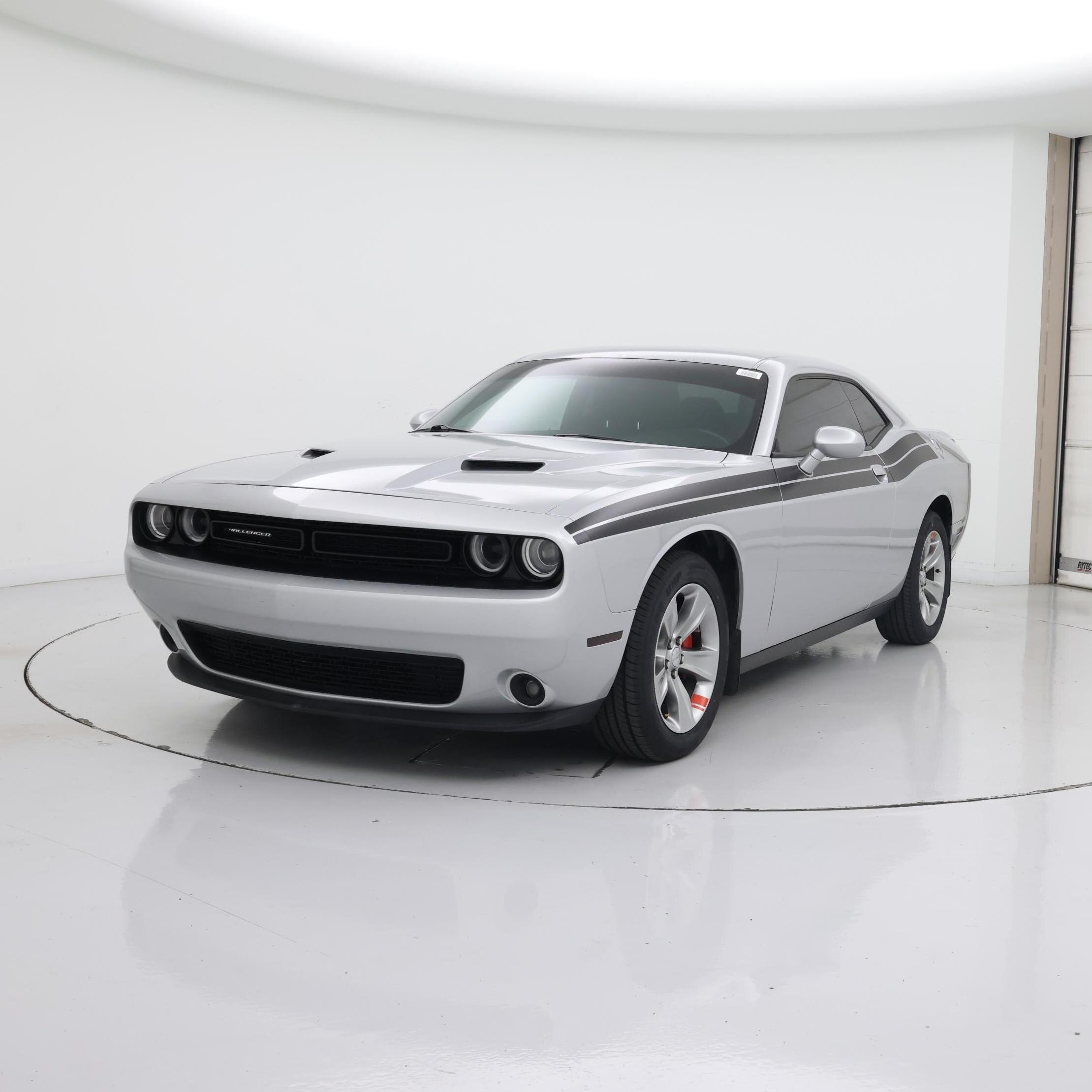 Thumbnail: 2020 Dodge Challenger - 4