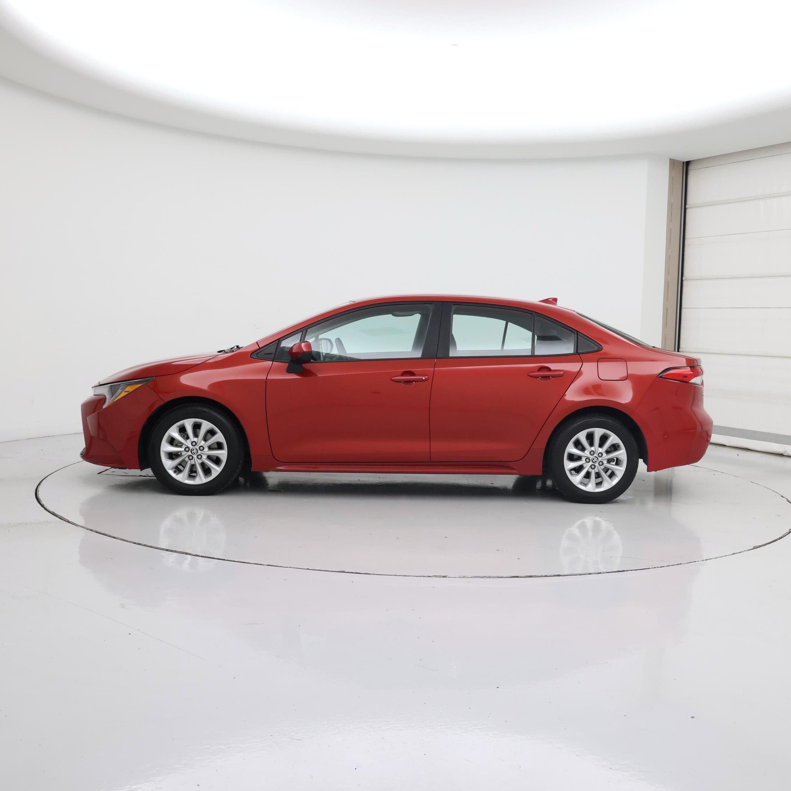 Thumbnail: 2021 Toyota Corolla - 3