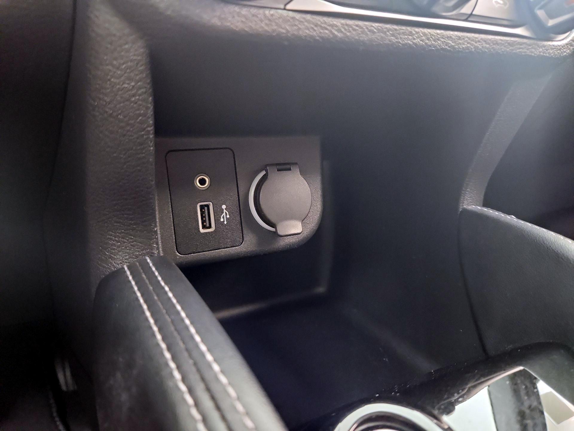 Thumbnail: 2018 Nissan Kicks - 18