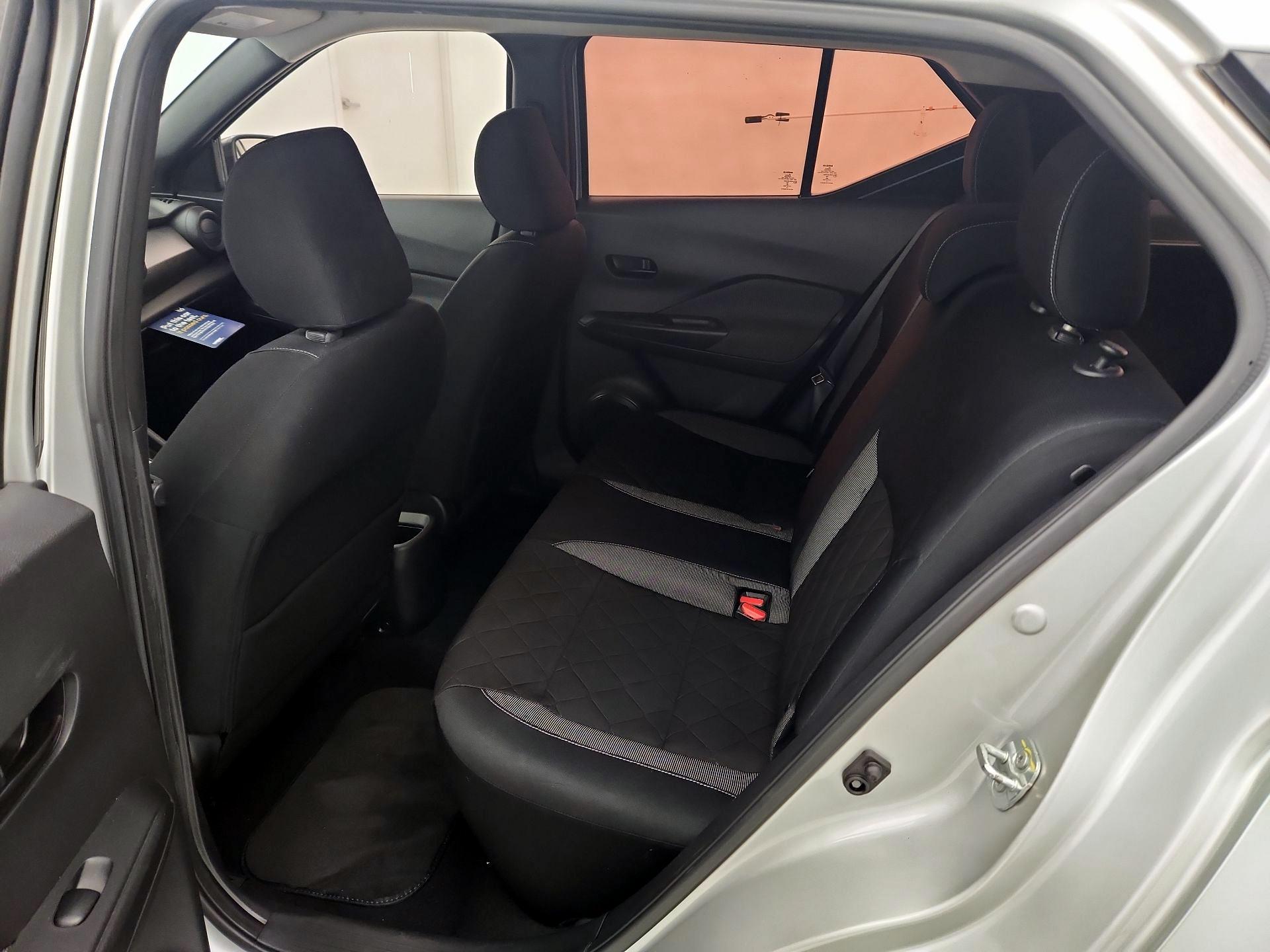 Thumbnail: 2018 Nissan Kicks - 19