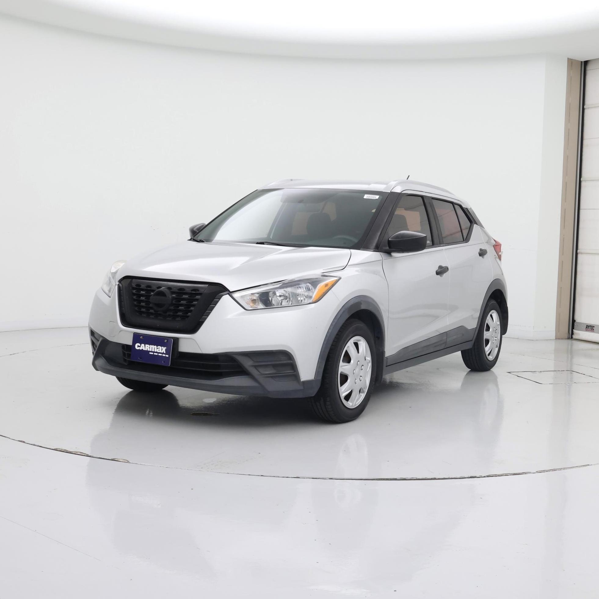 Thumbnail: 2018 Nissan Kicks - 4