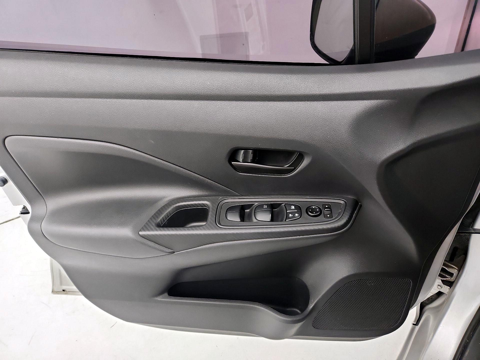 Thumbnail: 2021 Nissan Versa - 12