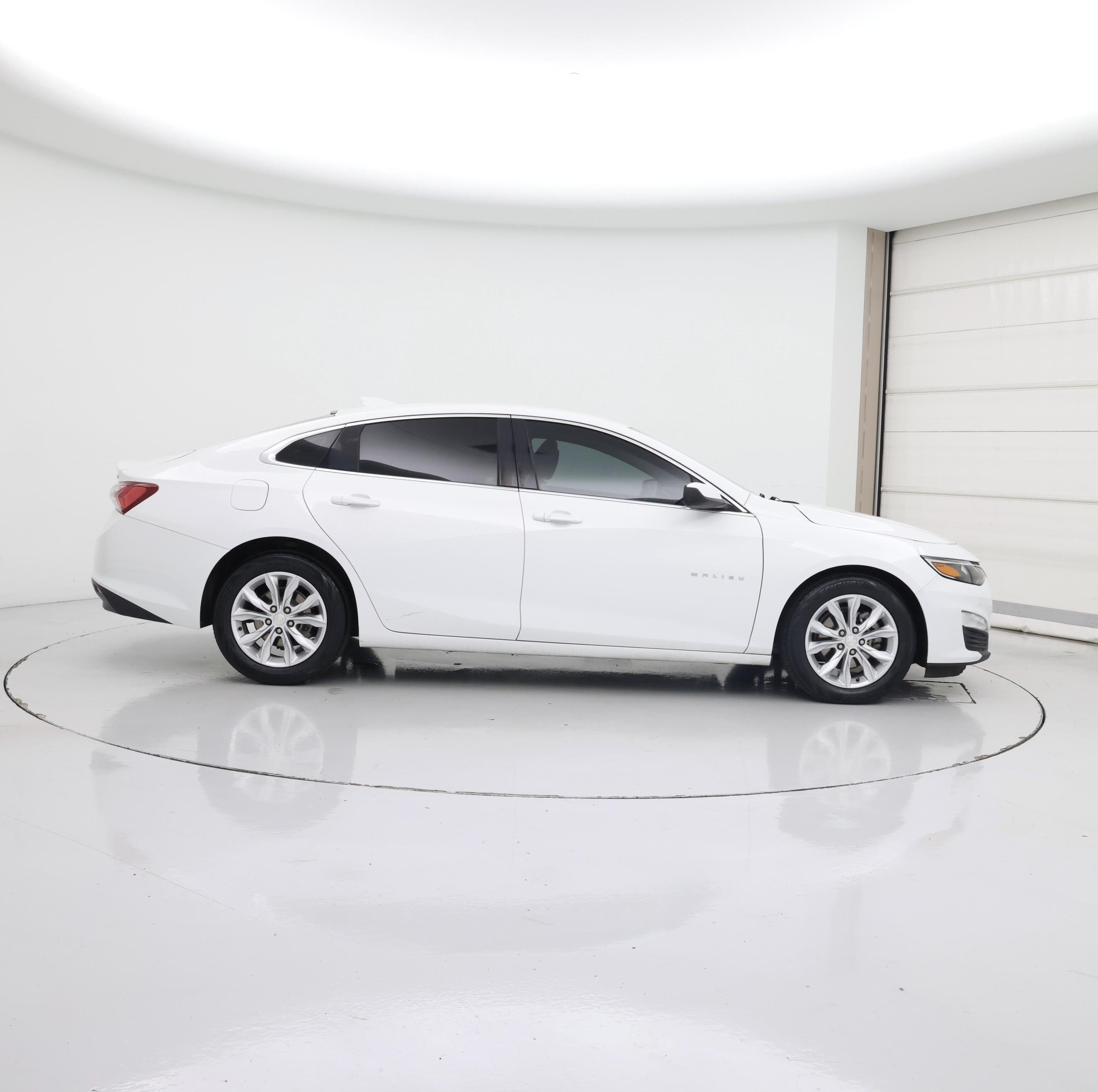 Thumbnail: 2019 Chevrolet Malibu - 7