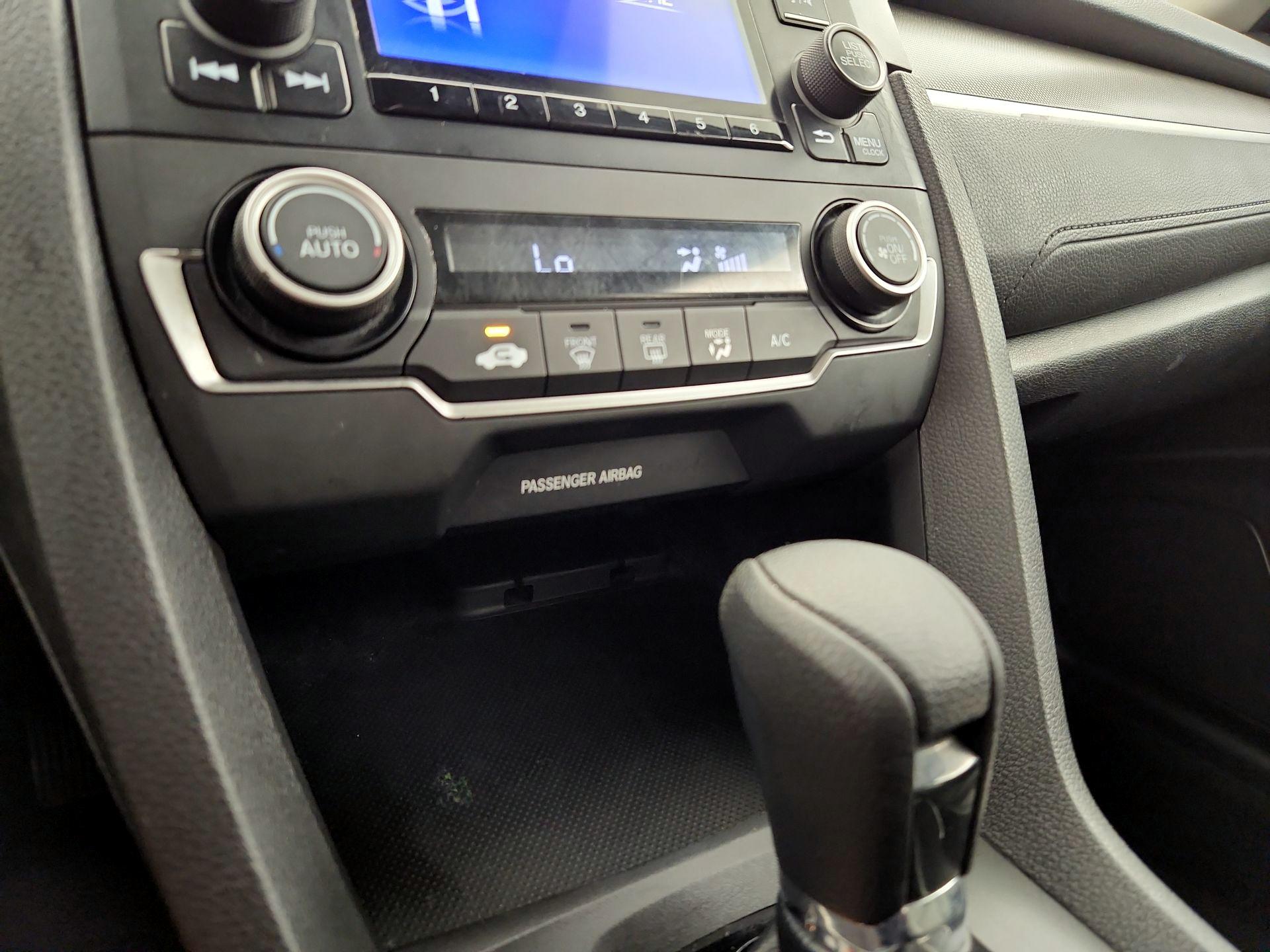 Thumbnail: 2020 Honda Civic - 16