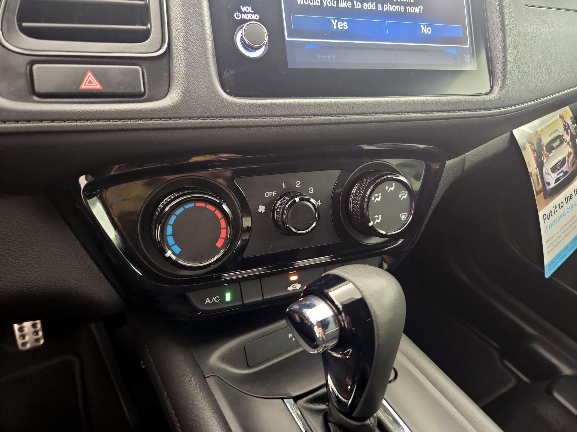 Thumbnail: 2019 Honda HR-V - 16