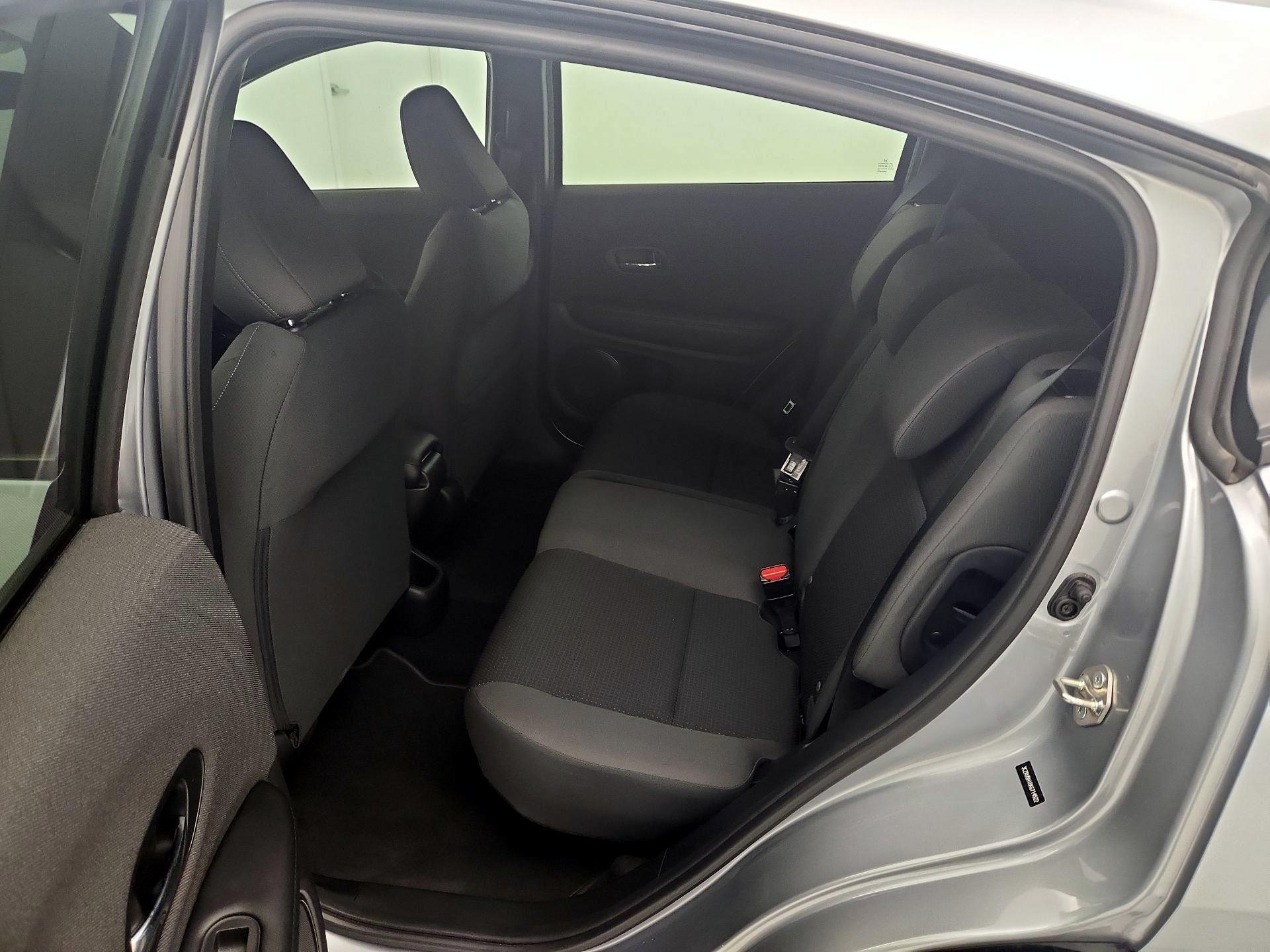 Thumbnail: 2019 Honda HR-V - 19