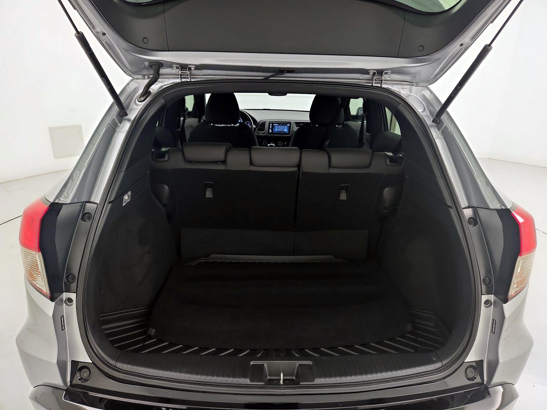 Thumbnail: 2019 Honda HR-V - 20