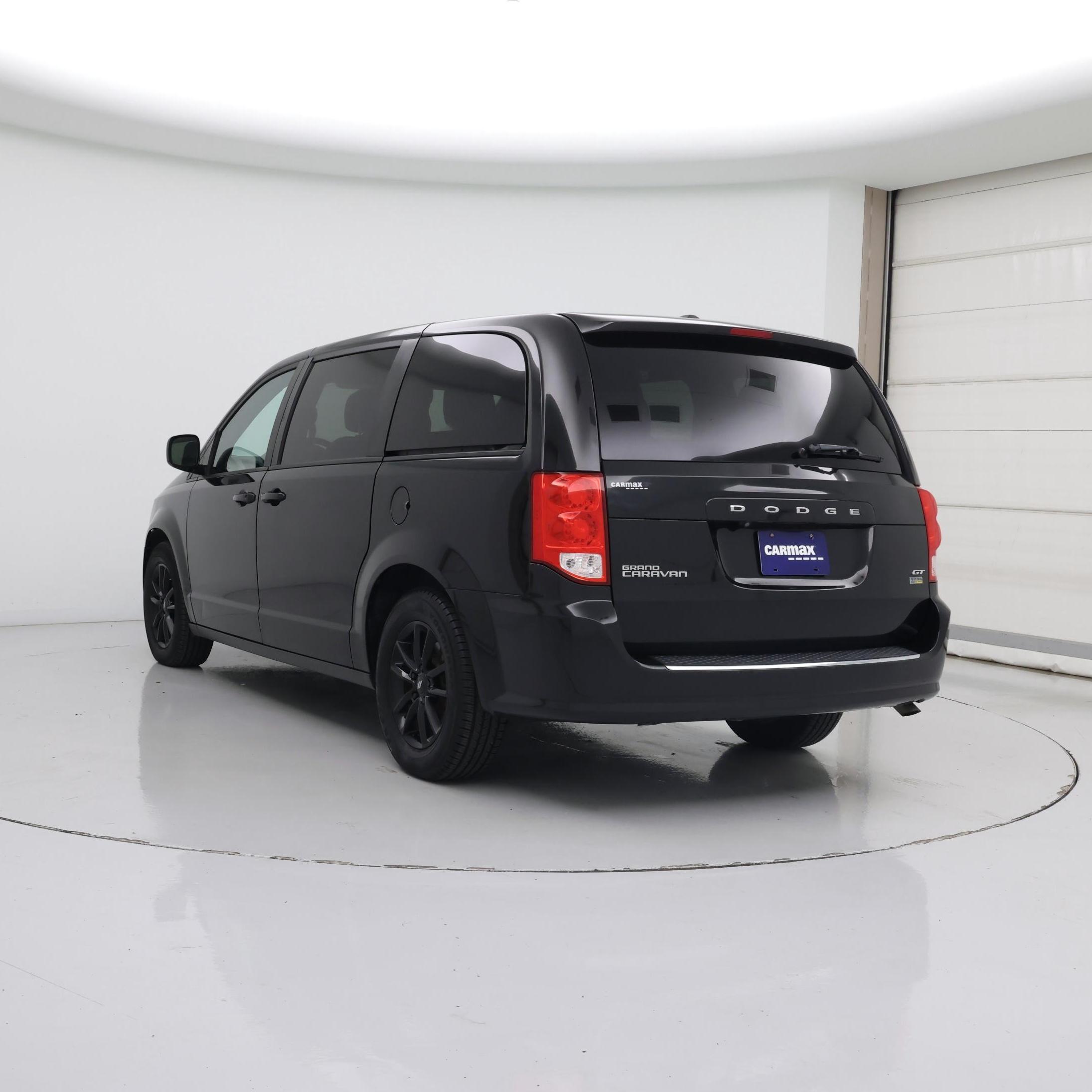 Thumbnail: 2019 Dodge Grand Caravan - 2