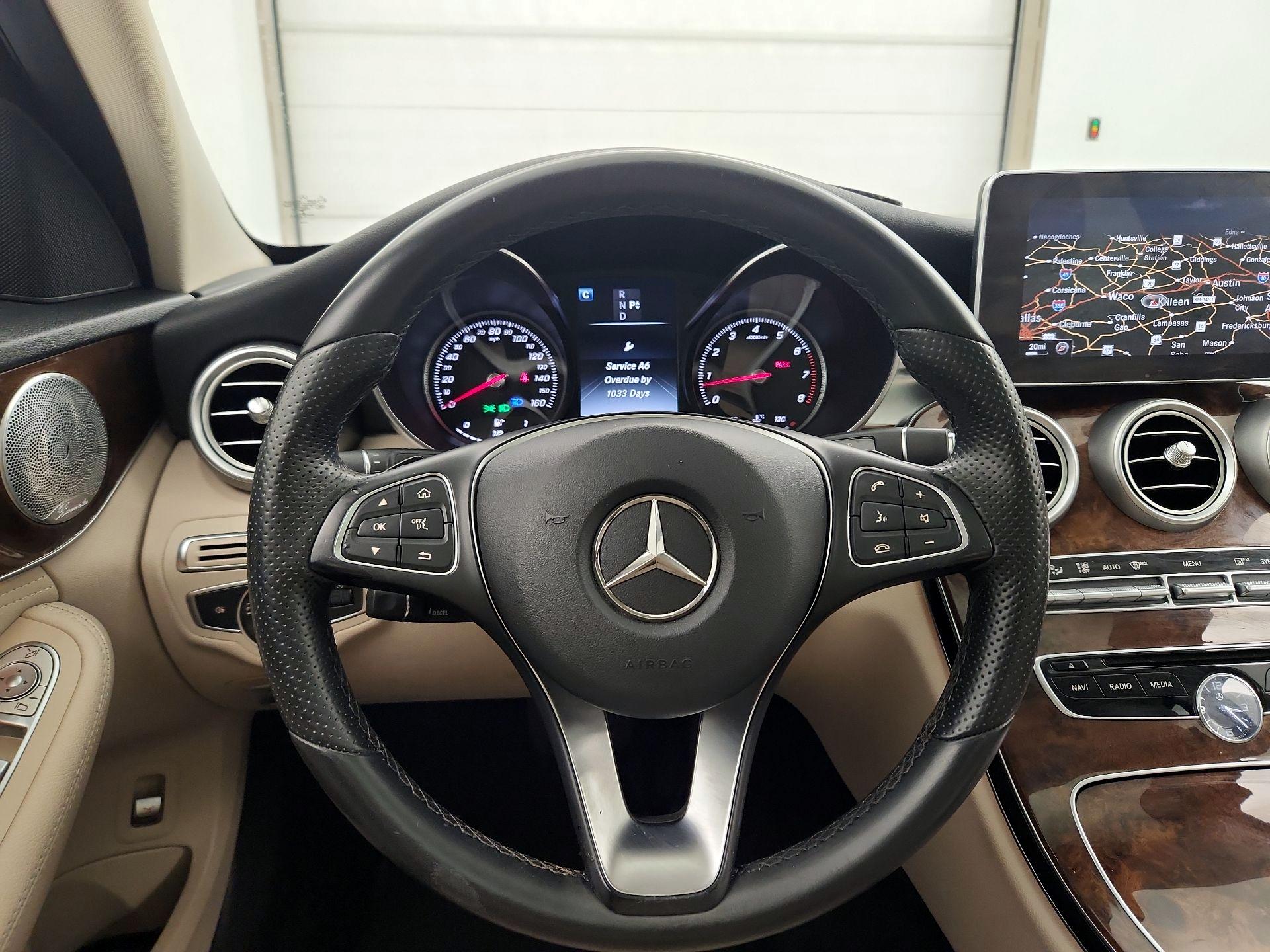 Thumbnail: 2016 Mercedes-Benz C-Class - 10