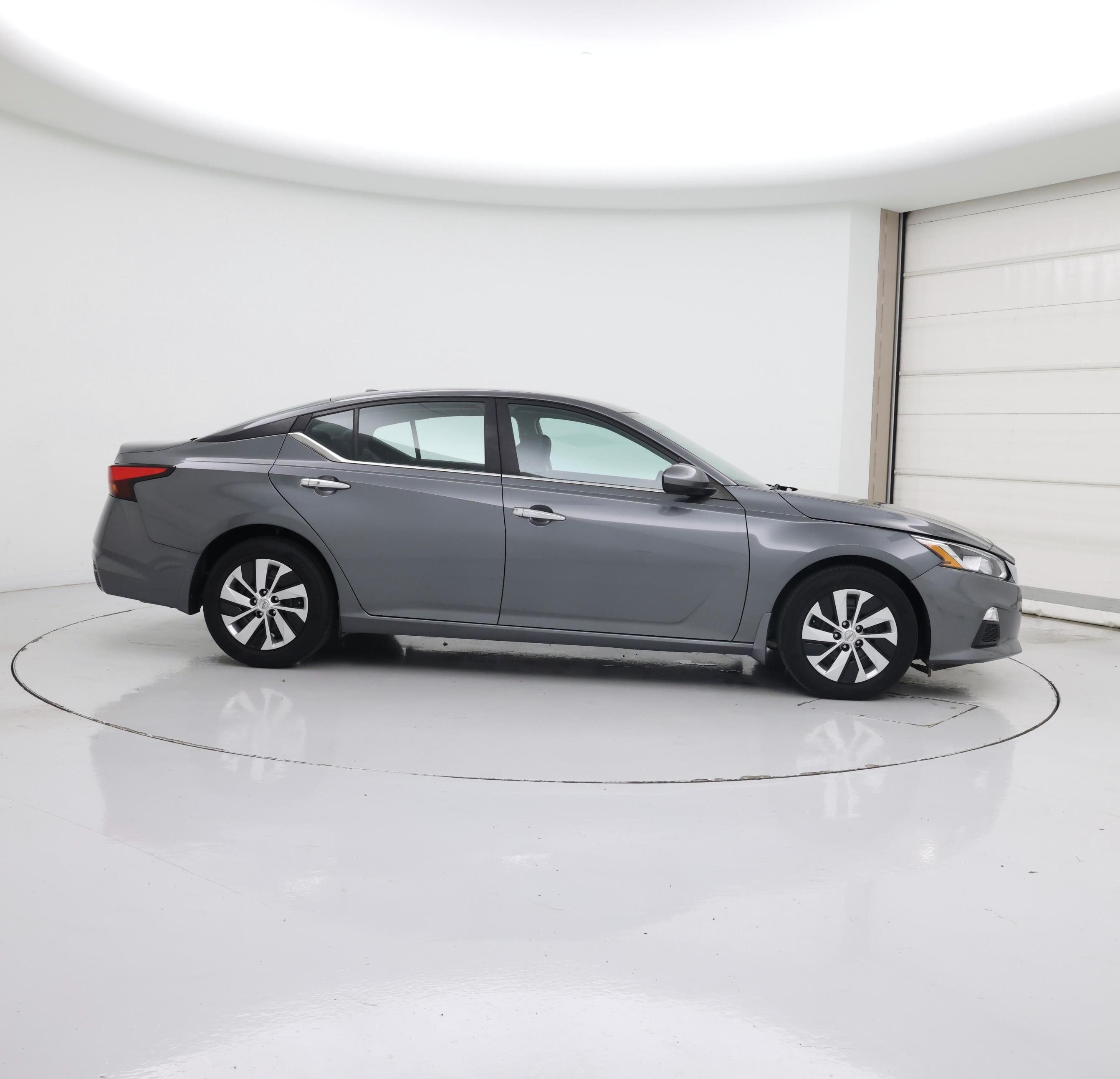 Thumbnail: 2020 Nissan Altima - 7