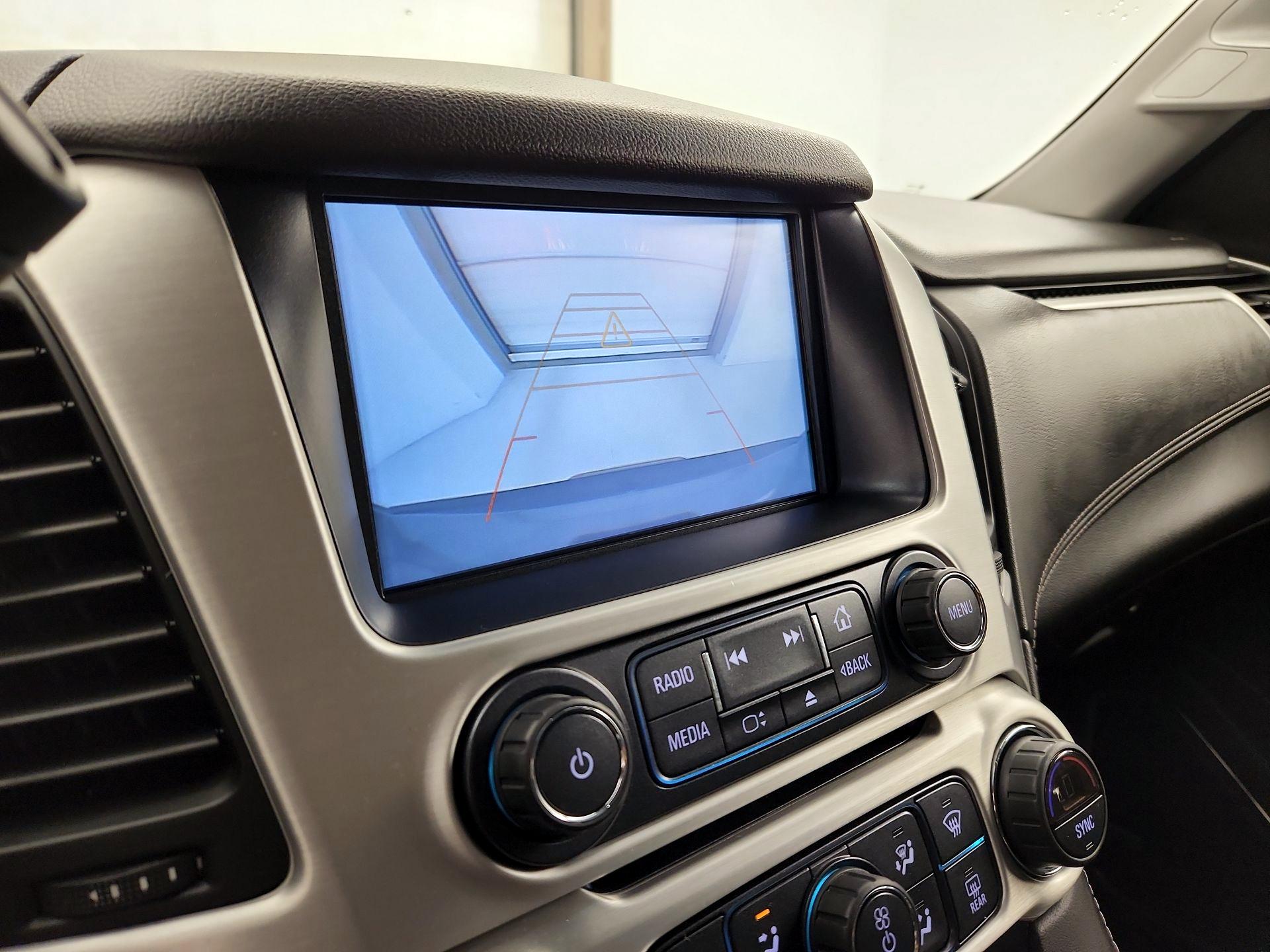 Thumbnail: 2019 GMC Yukon XL - 14