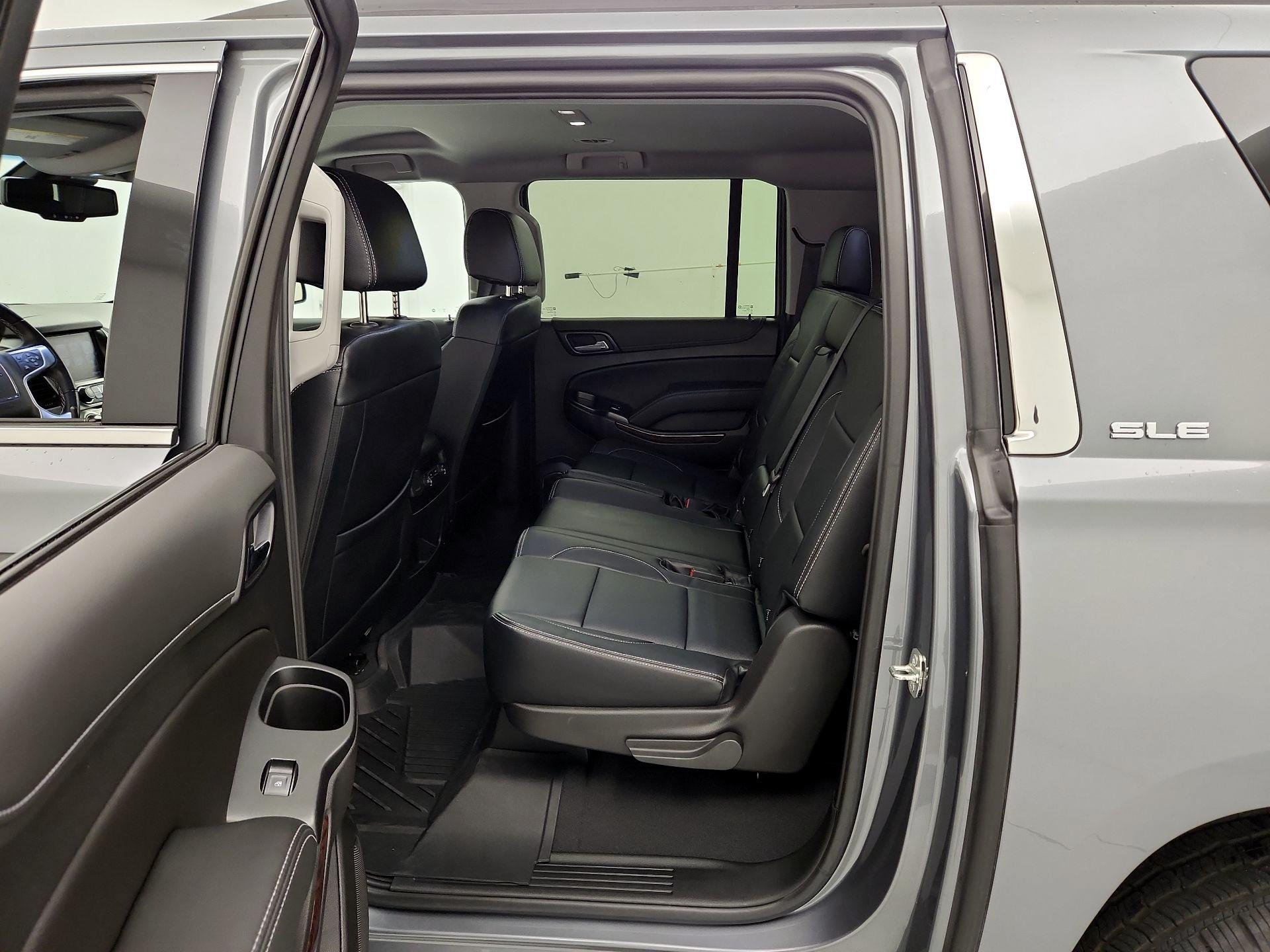 Thumbnail: 2019 GMC Yukon XL - 19