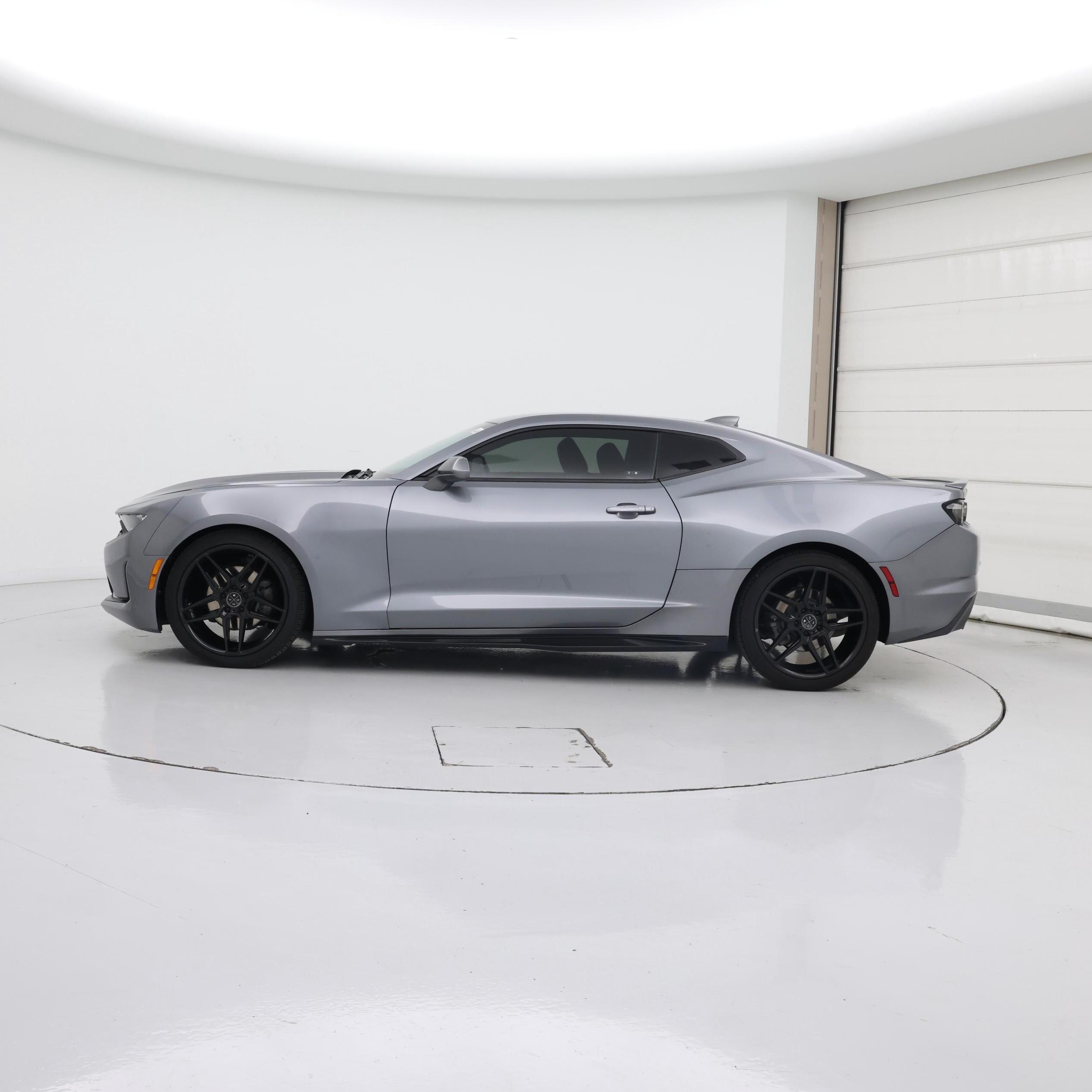 Thumbnail: 2020 Chevrolet Camaro - 3