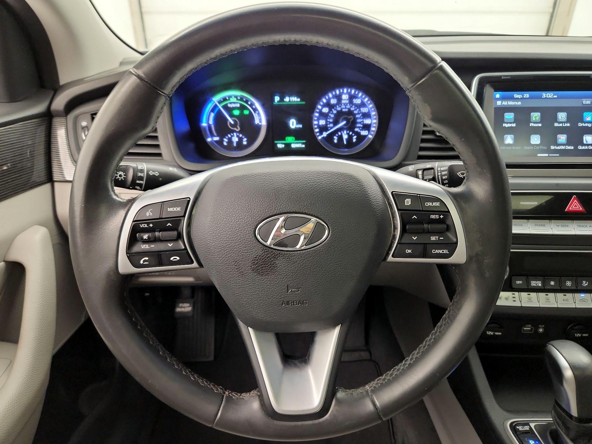 Thumbnail: 2018 Hyundai Sonata - 10