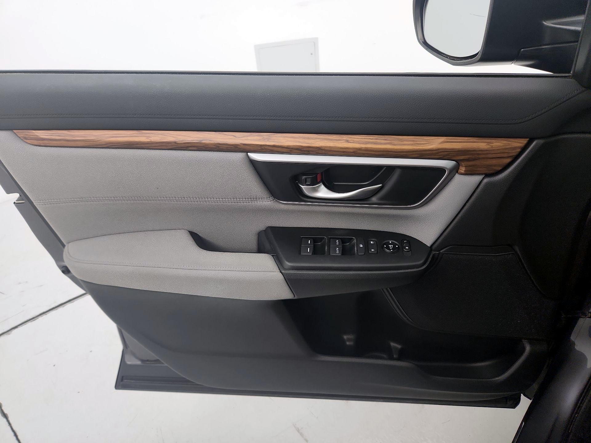 Thumbnail: 2017 Honda CR-V - 12