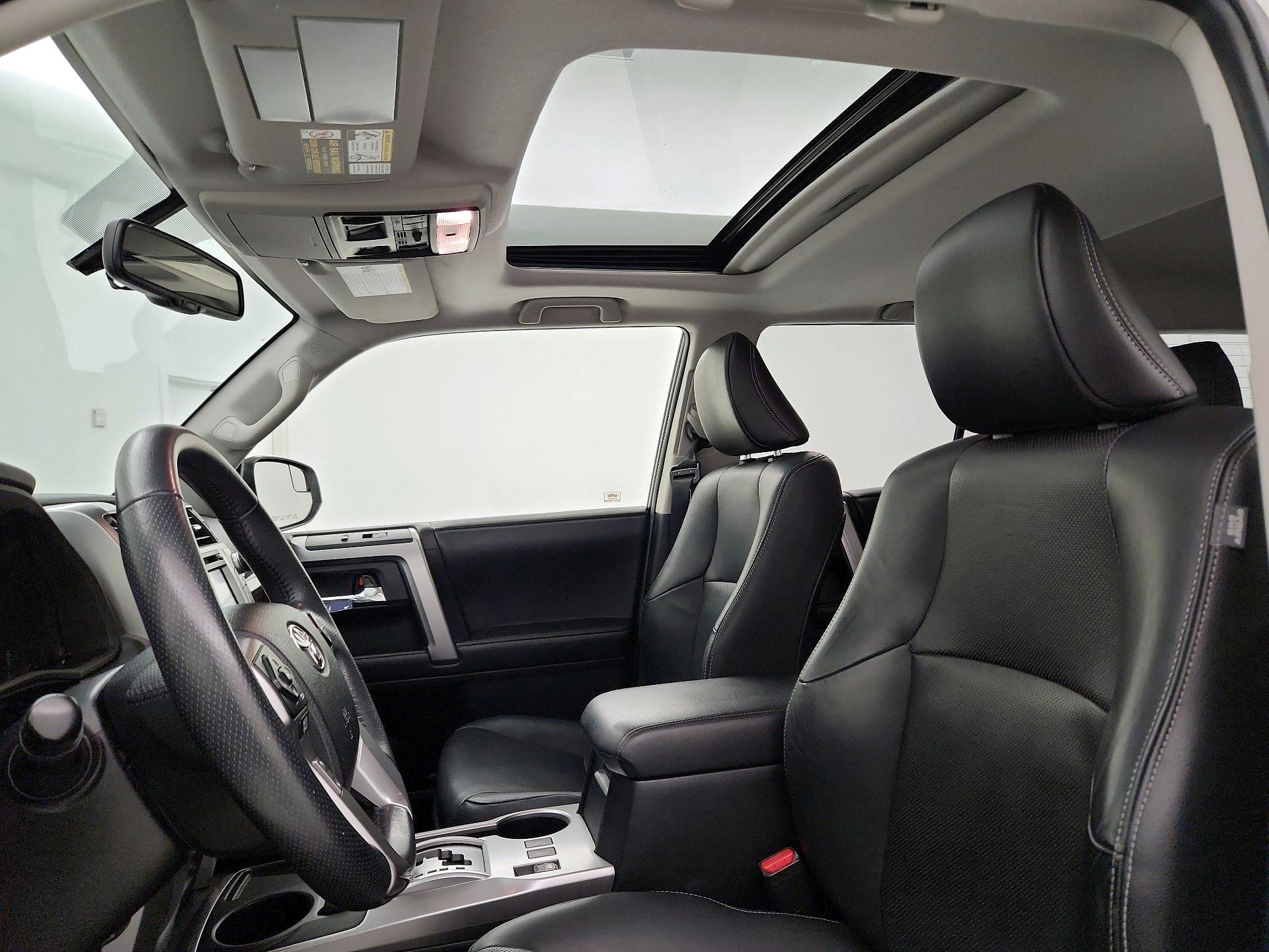 Thumbnail: 2016 Toyota 4Runner - 20