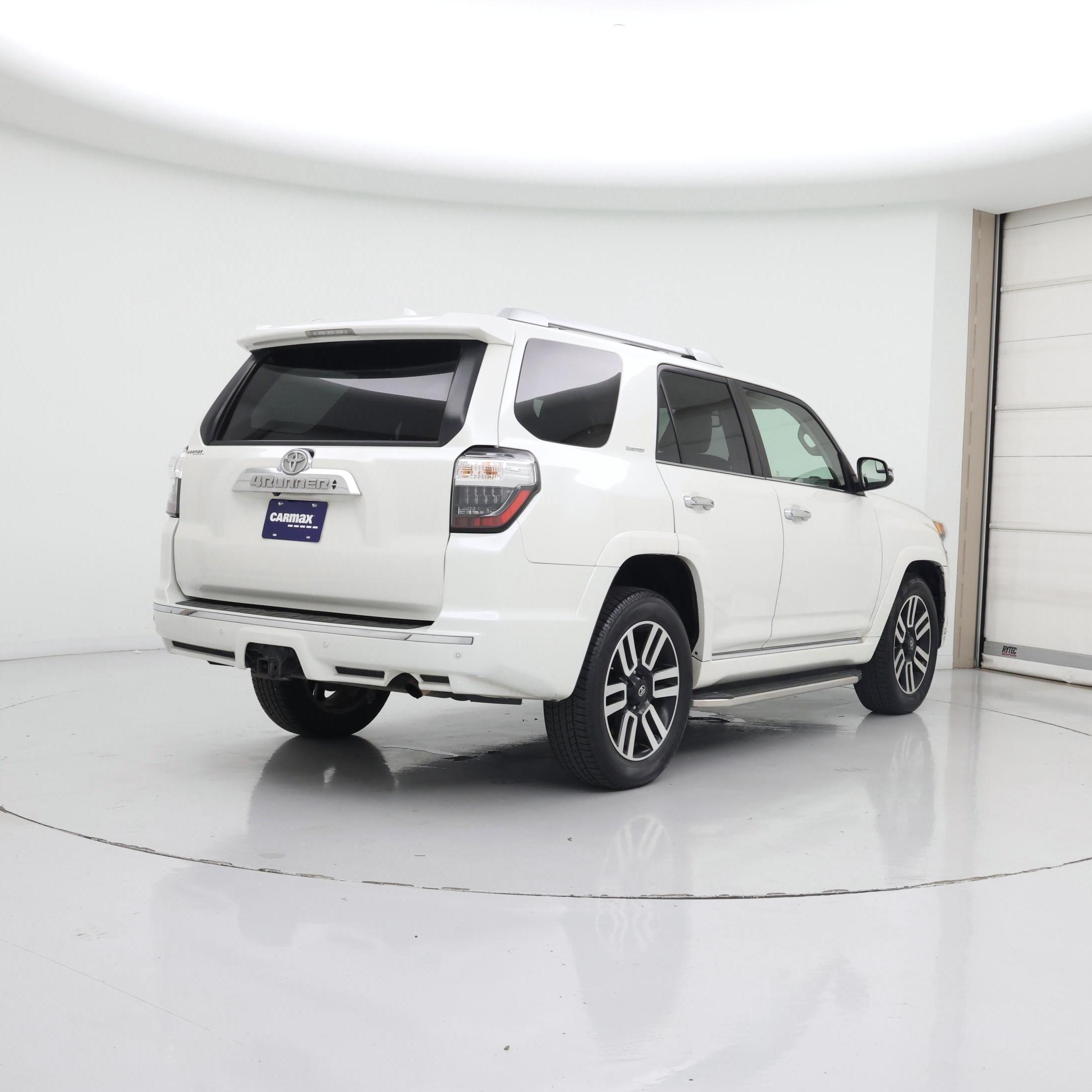 Thumbnail: 2016 Toyota 4Runner - 8