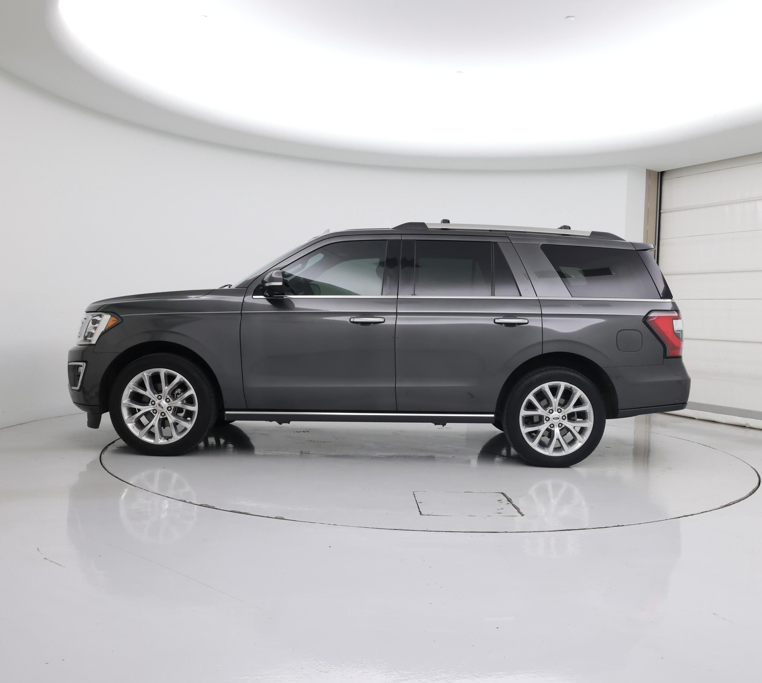 Thumbnail: 2018 Ford Expedition - 3