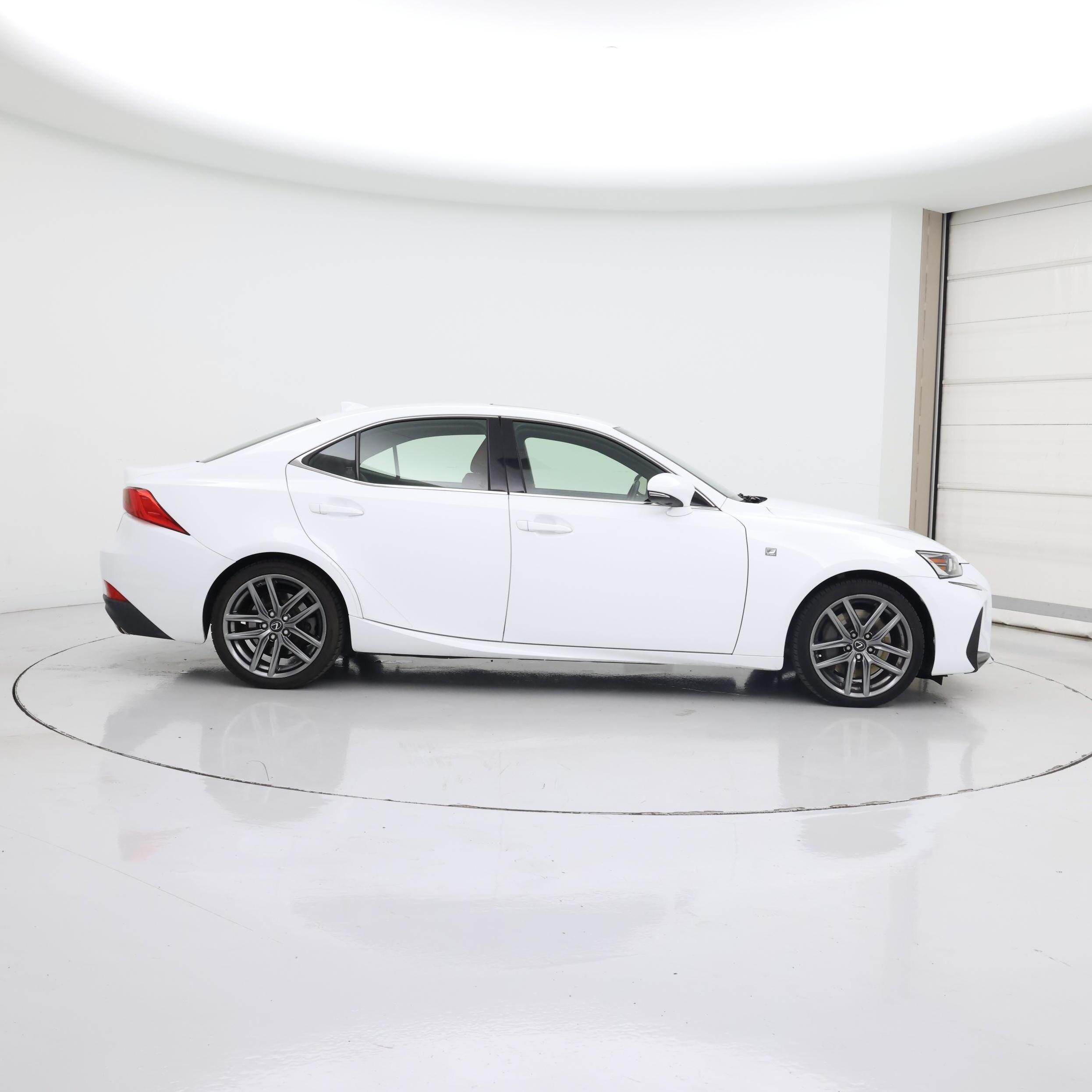 Thumbnail: 2018 Lexus IS - 7