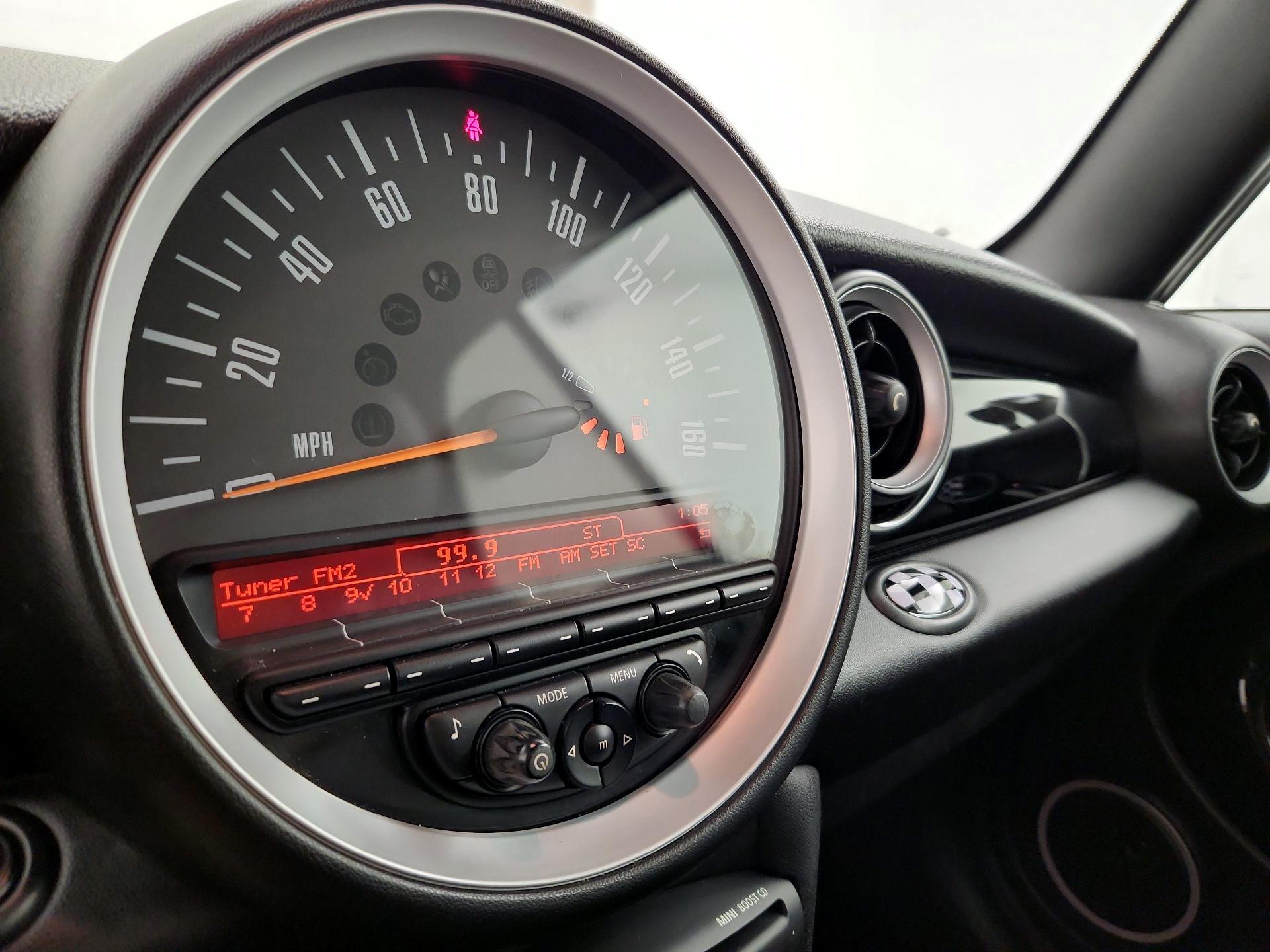 Thumbnail: 2015 MINI Cooper - 13