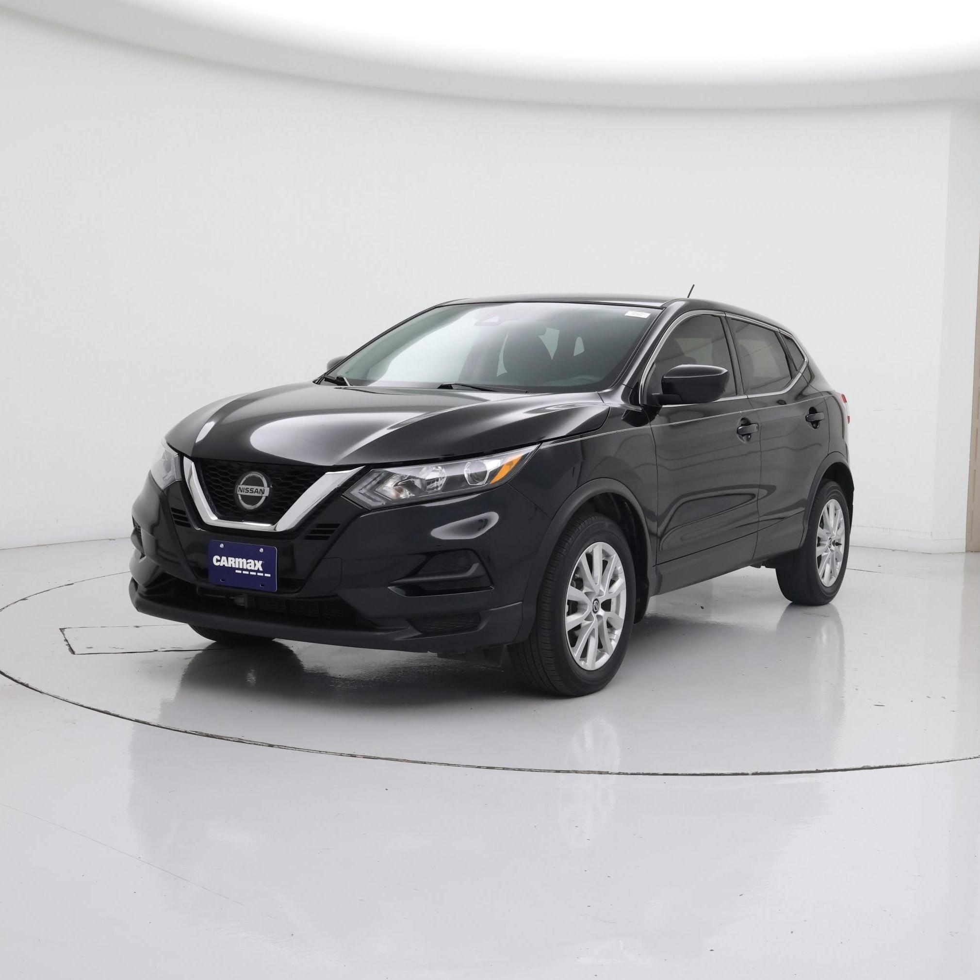 Thumbnail: 2022 Nissan Rogue Sport - 4