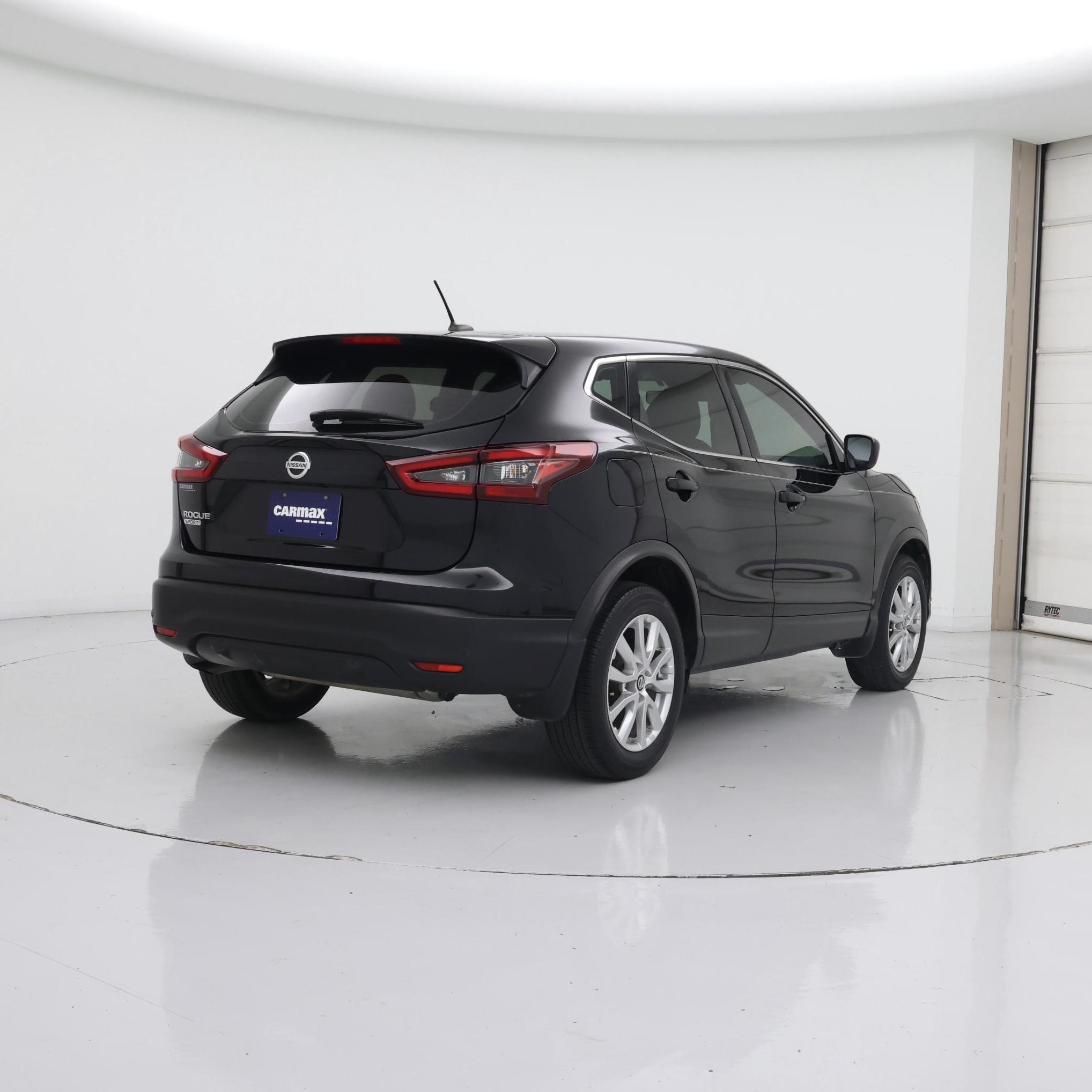 Thumbnail: 2022 Nissan Rogue Sport - 8