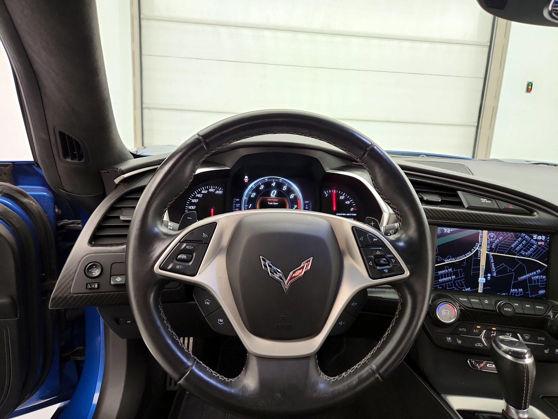 Thumbnail: 2015 Chevrolet Corvette - 10