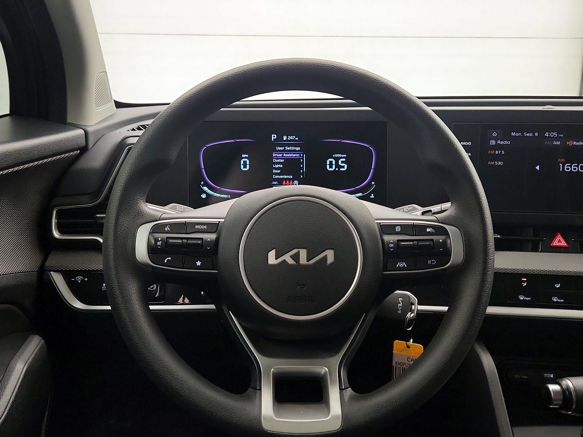 Thumbnail: 2023 Kia Sportage - 10