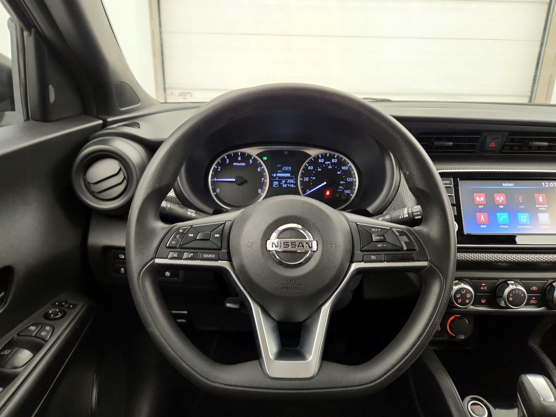 Thumbnail: 2020 Nissan Kicks - 10