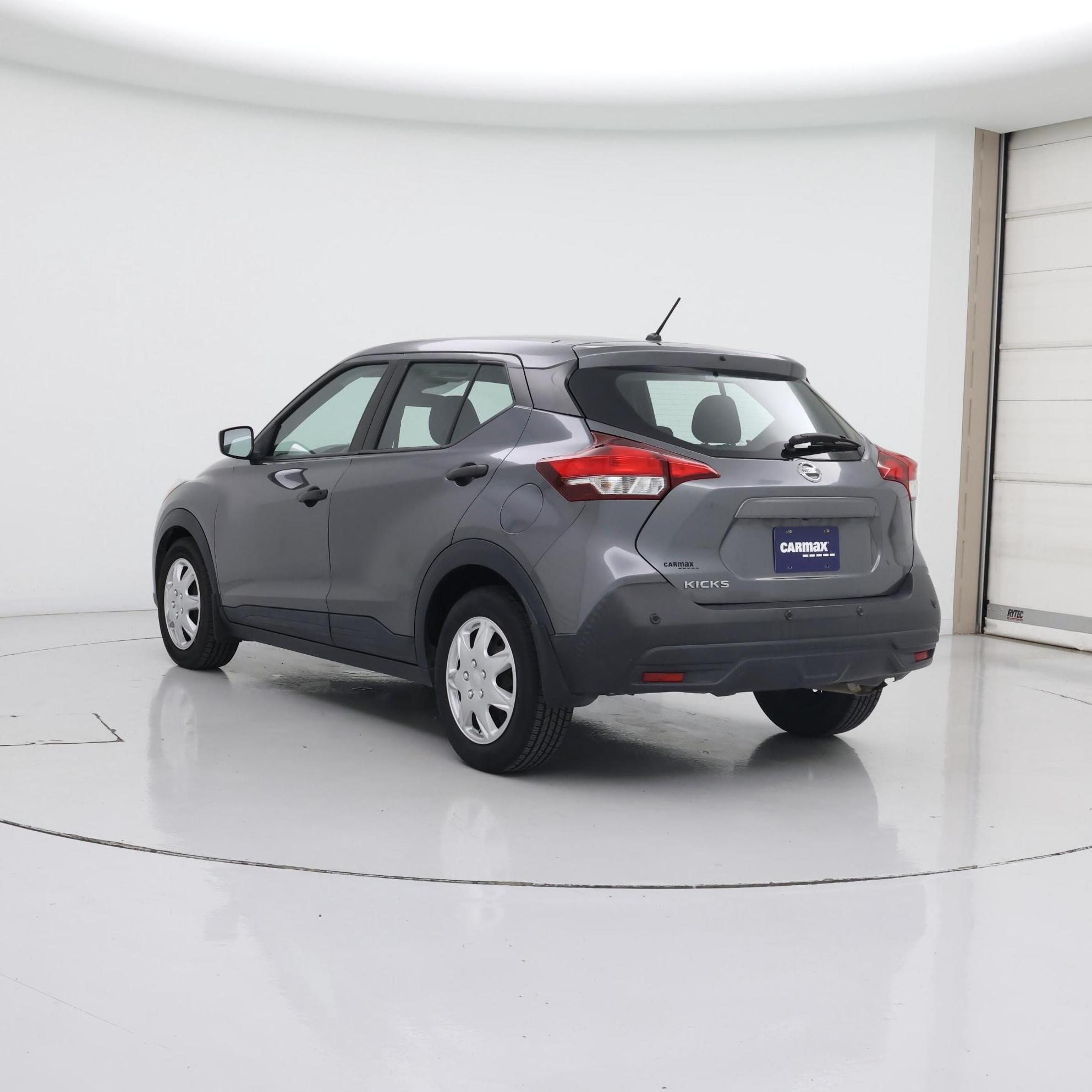 Thumbnail: 2020 Nissan Kicks - 2
