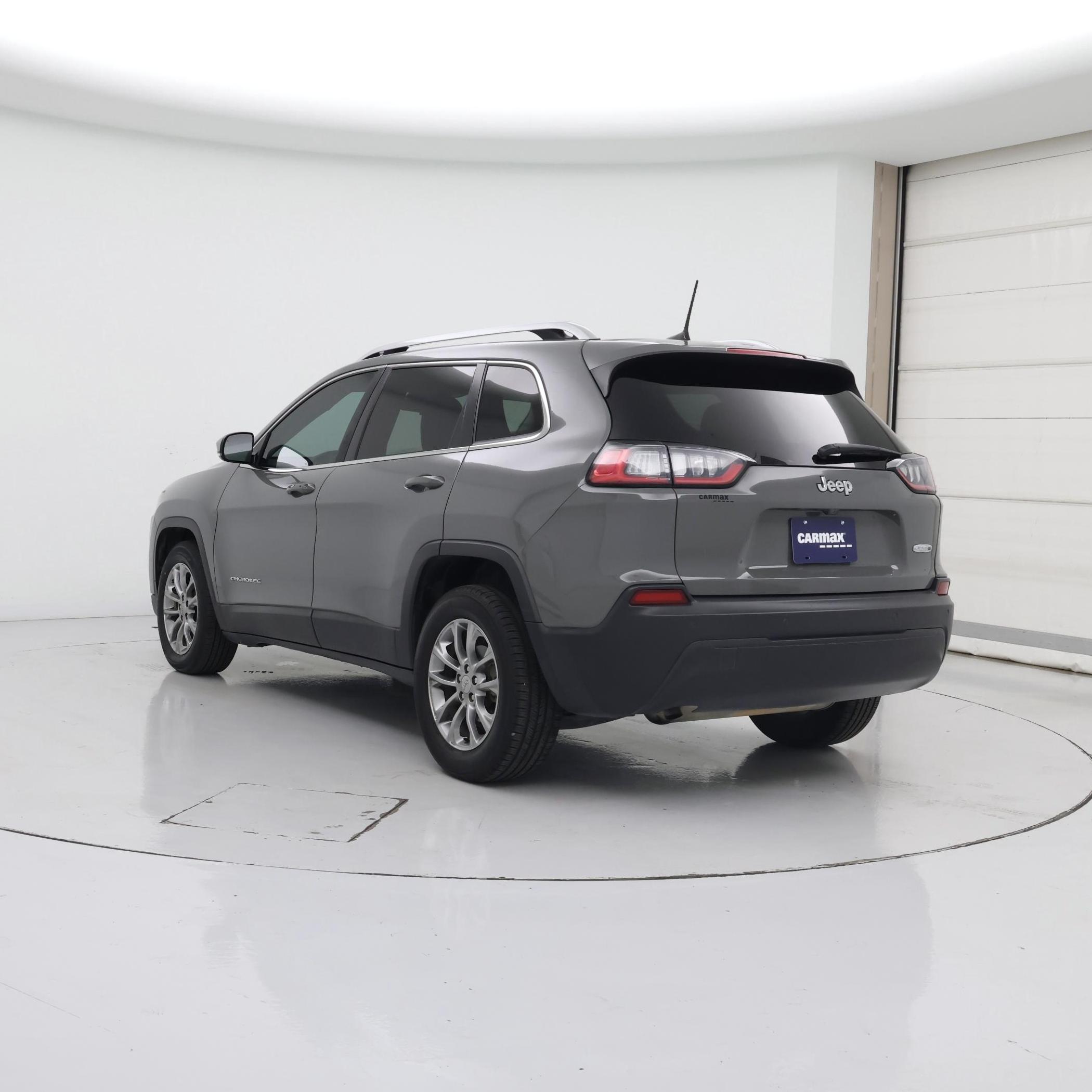 Thumbnail: 2019 Jeep Cherokee - 2