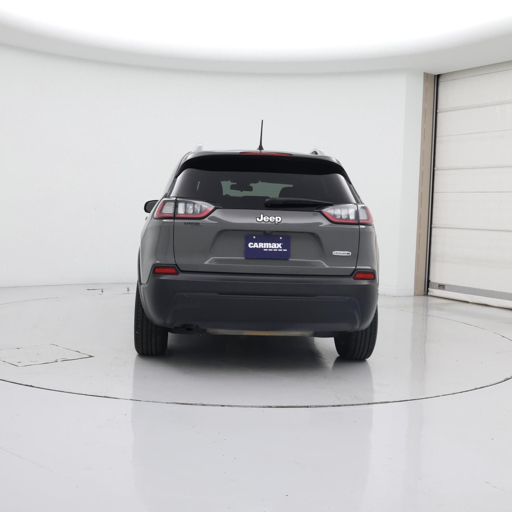 Thumbnail: 2019 Jeep Cherokee - 6
