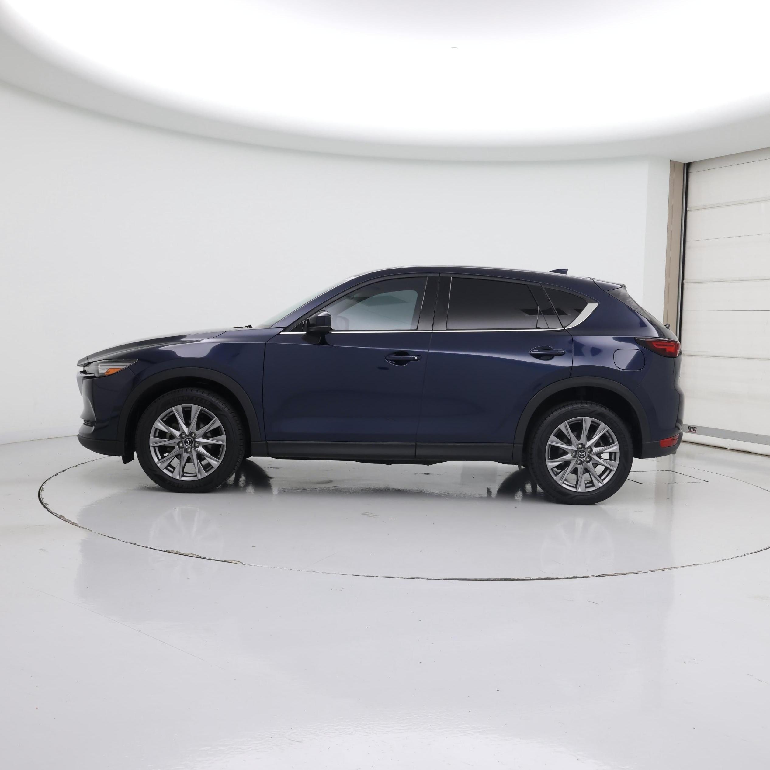 Thumbnail: 2020 Mazda CX-5 - 3
