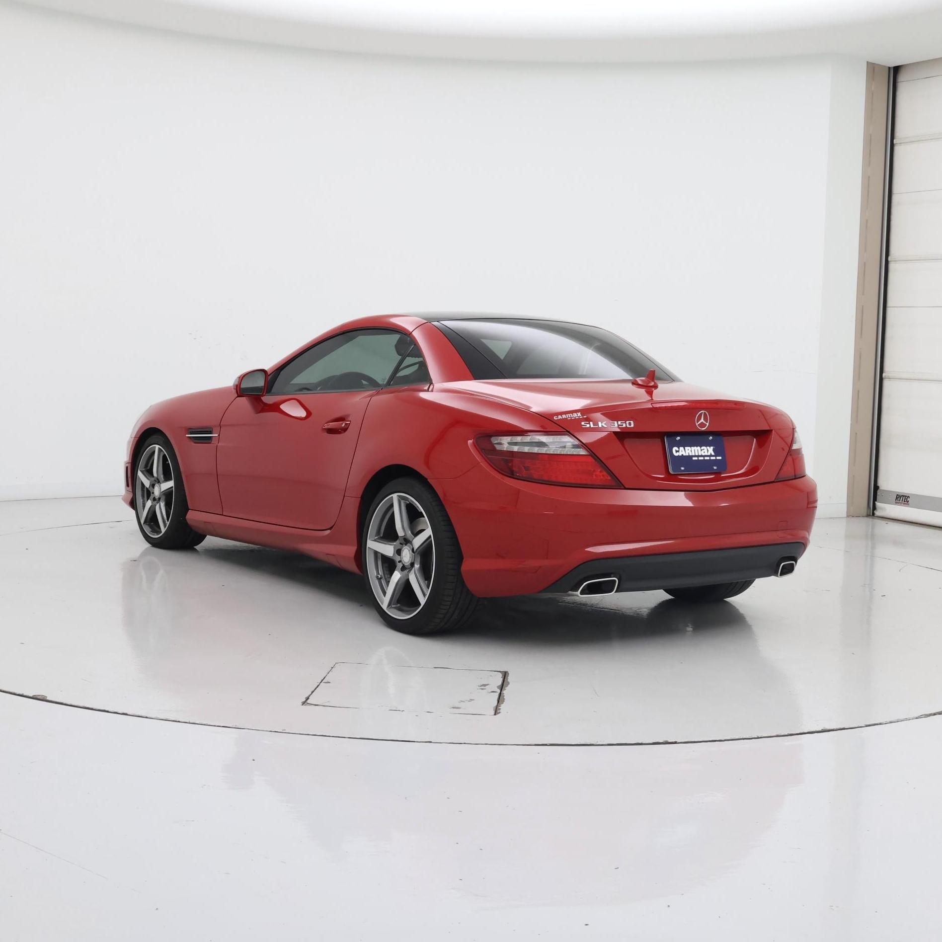 Thumbnail: 2015 Mercedes-Benz SLK - 2