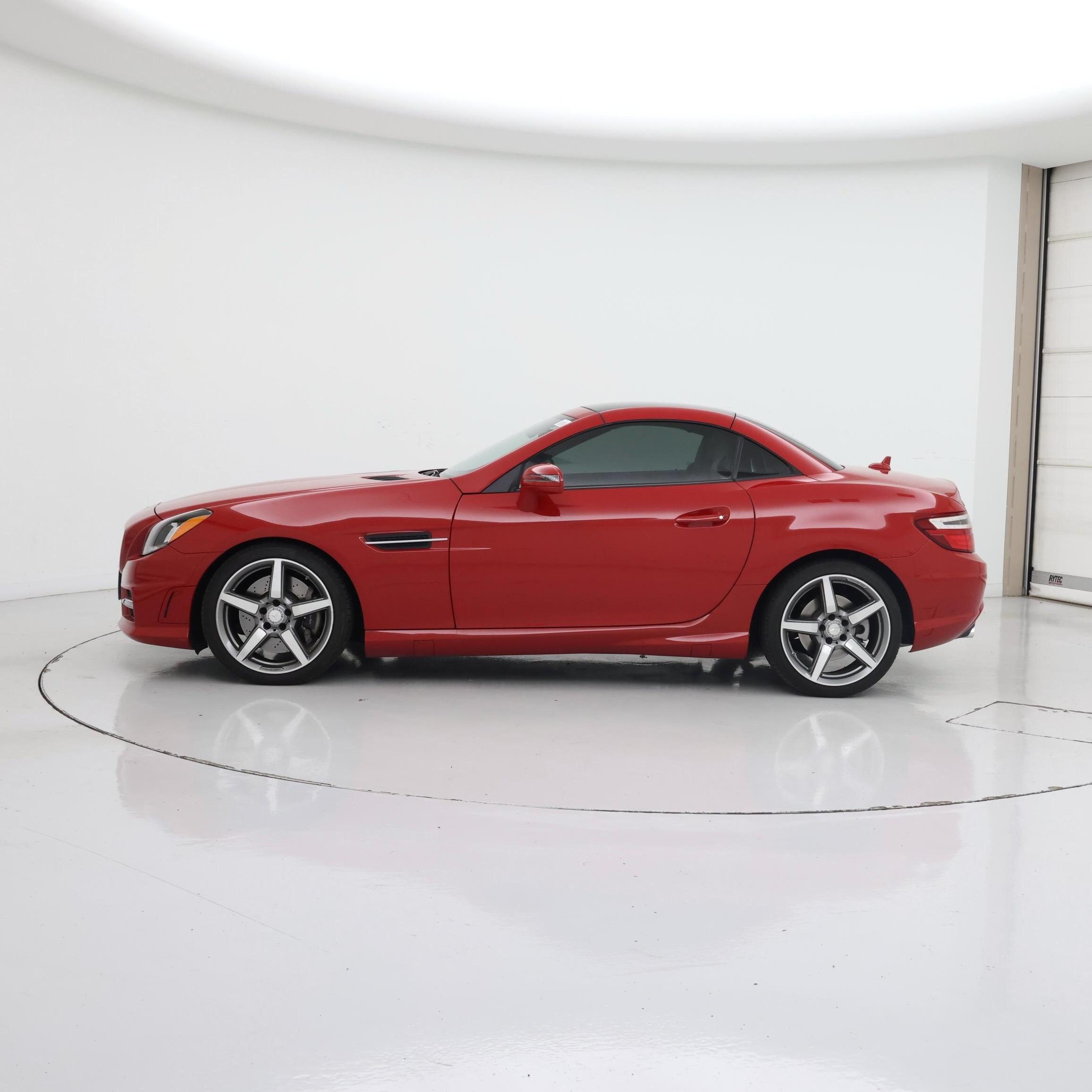 Thumbnail: 2015 Mercedes-Benz SLK - 3