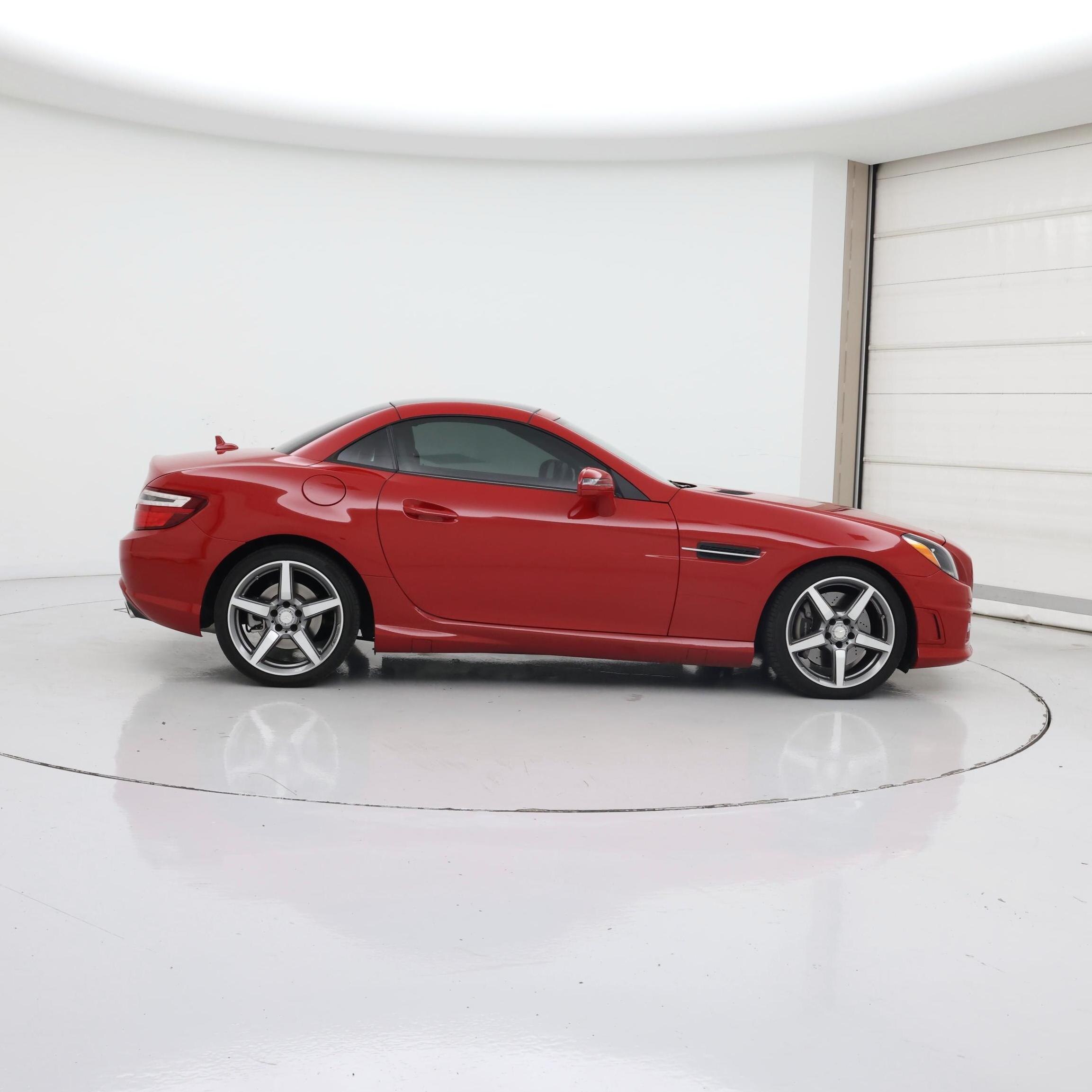 Thumbnail: 2015 Mercedes-Benz SLK - 7