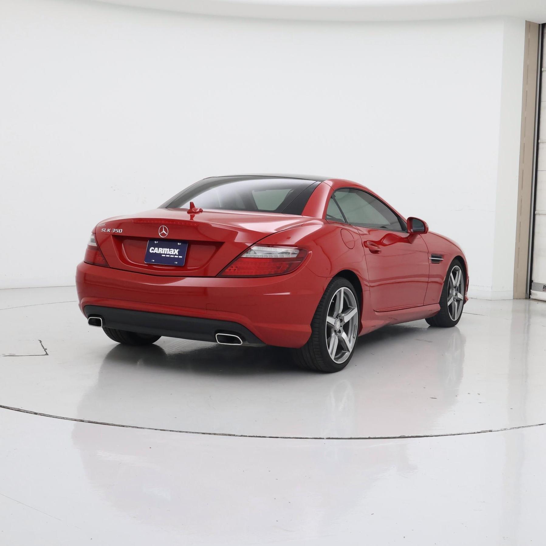 Thumbnail: 2015 Mercedes-Benz SLK - 8