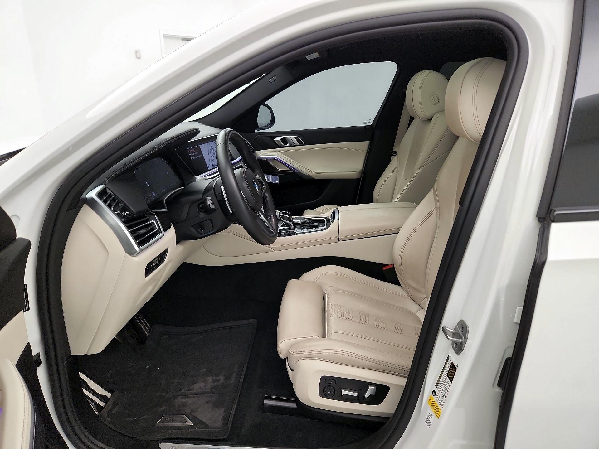 Thumbnail: 2021 BMW X6 - 11