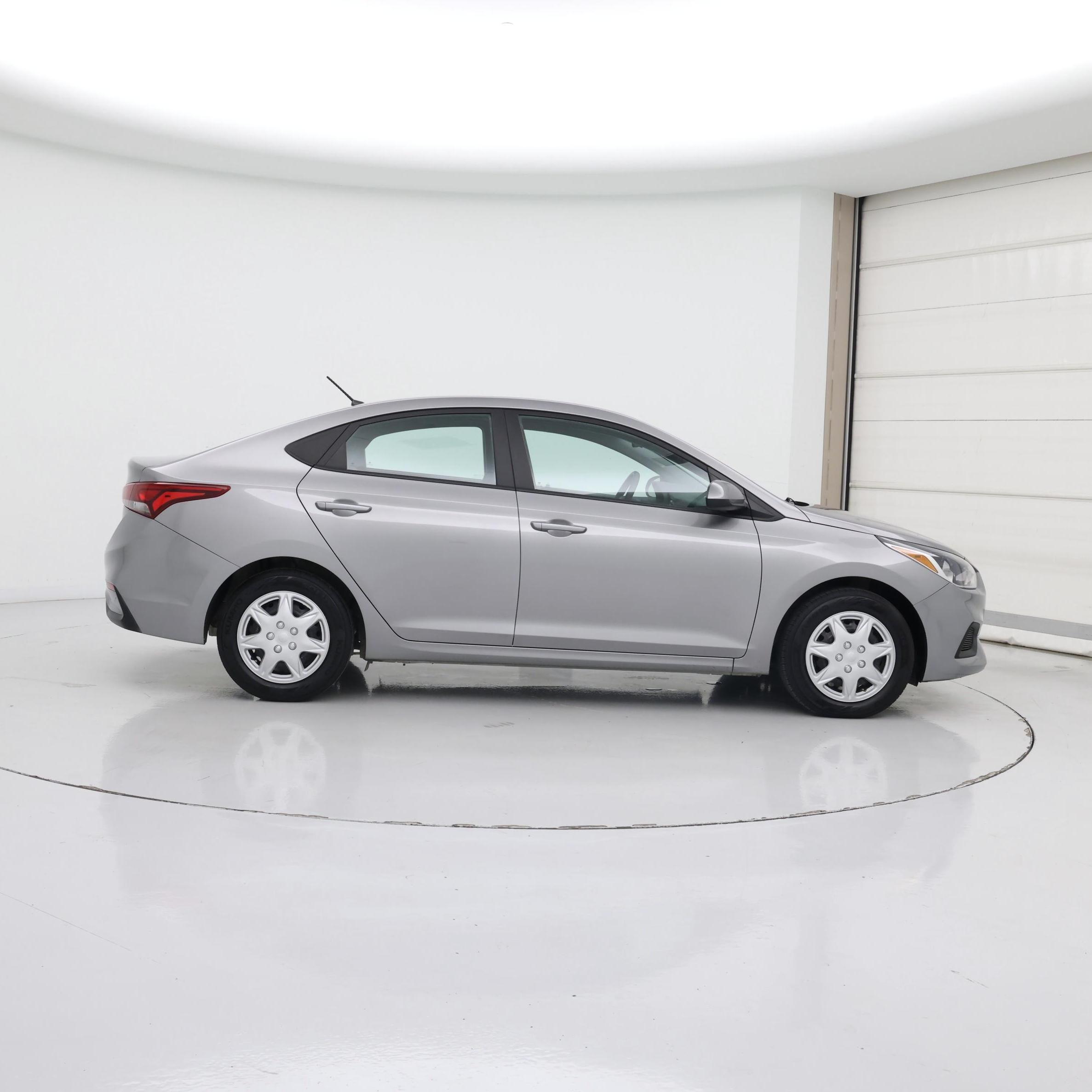 Thumbnail: 2022 Hyundai Accent - 7