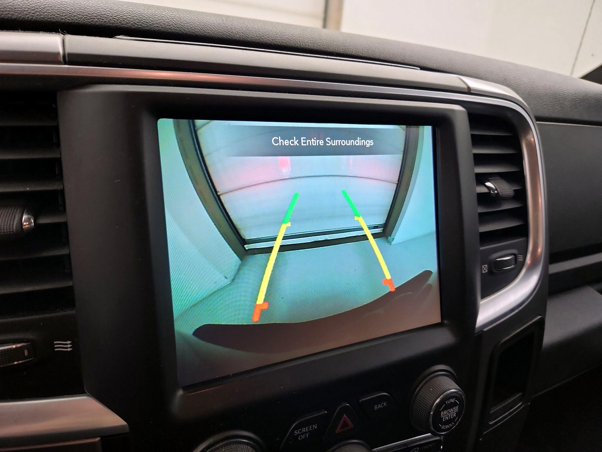 Thumbnail: 2021 RAM 1500 Classic - 14