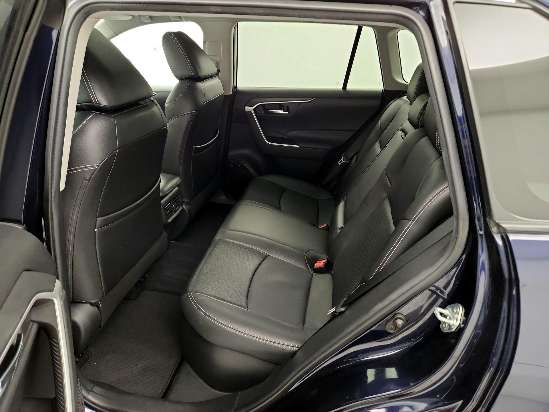 Thumbnail: 2021 Toyota RAV4 - 20