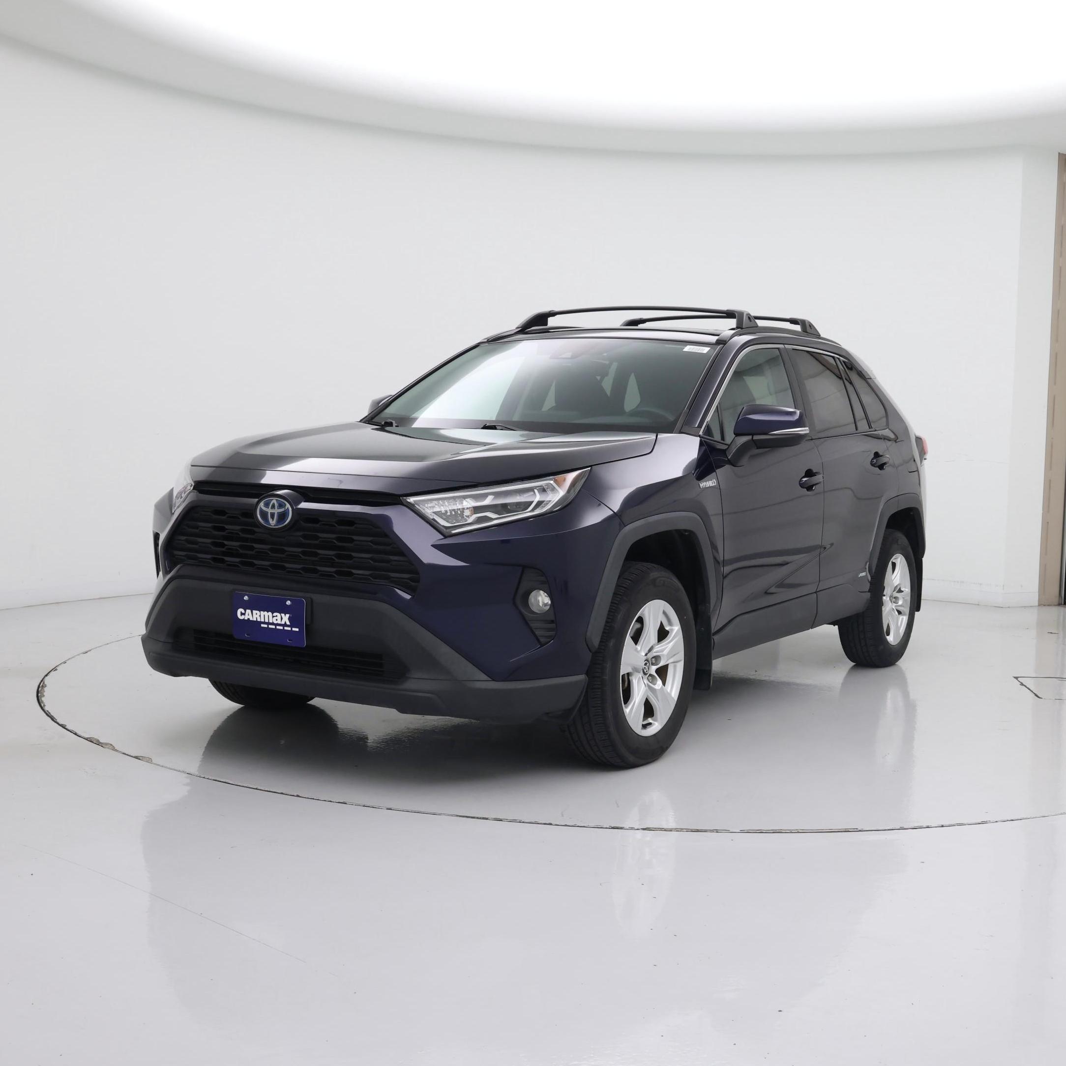 Thumbnail: 2021 Toyota RAV4 - 4