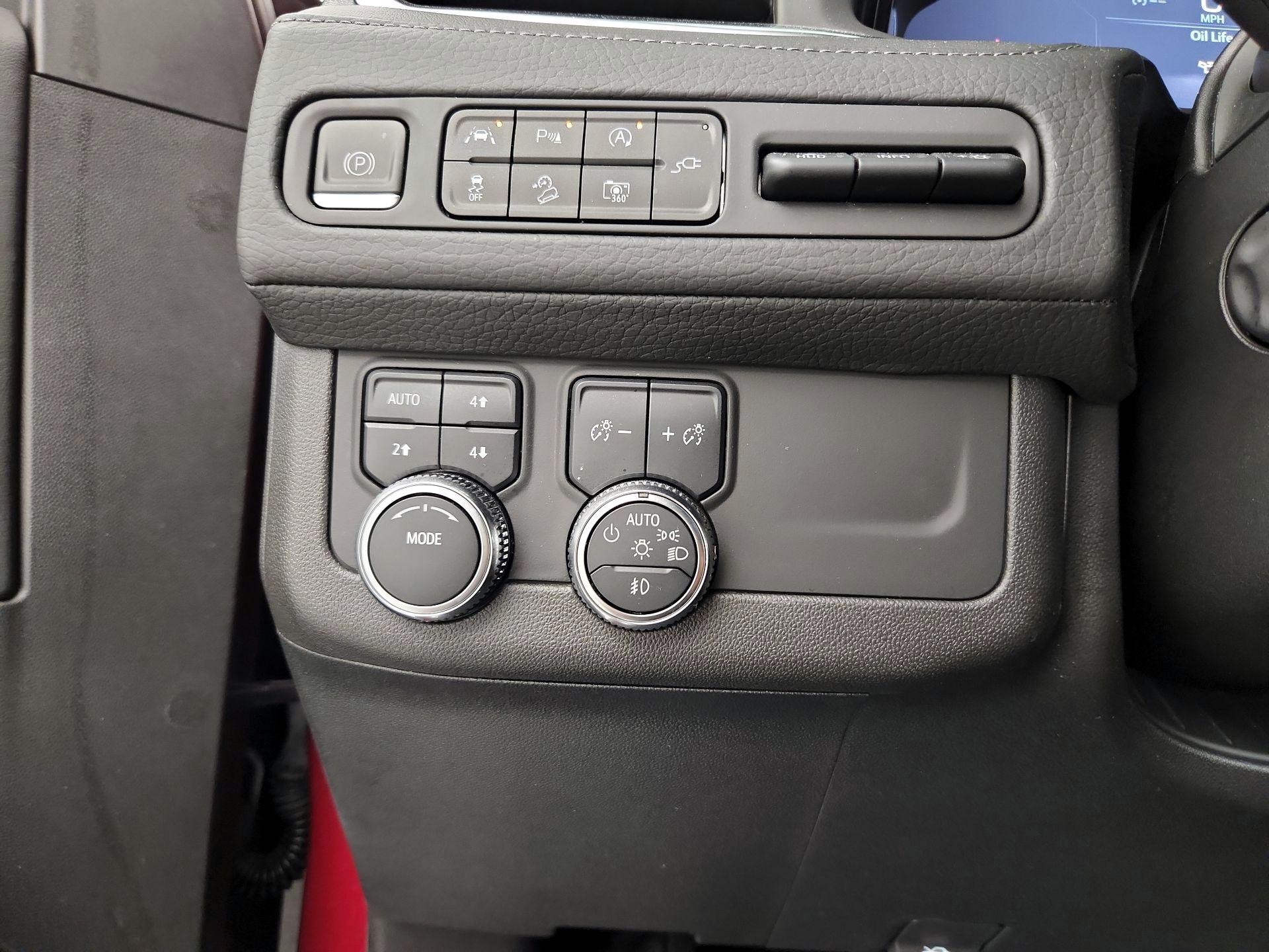 Thumbnail: 2022 GMC Yukon - 13